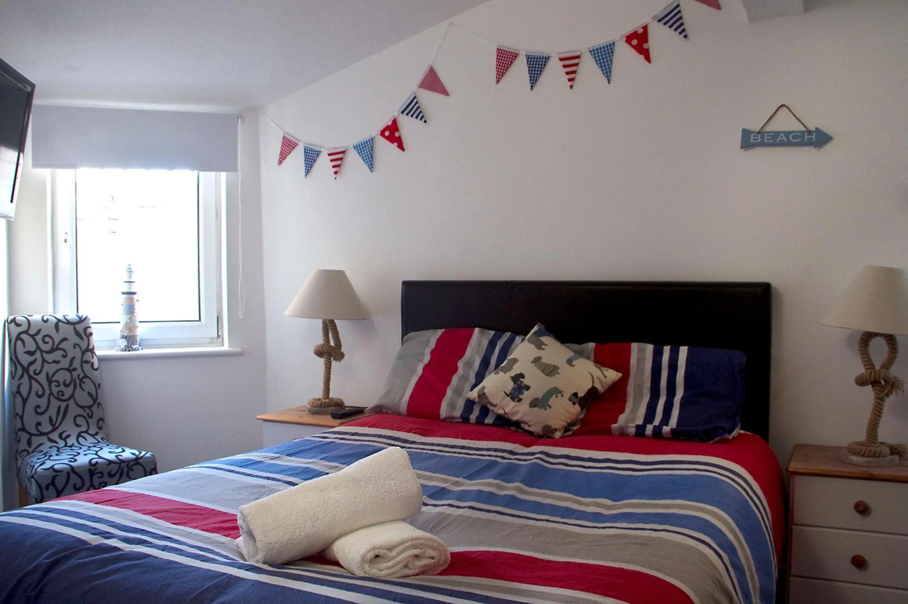 Bedroom, Bed in Timrick Lodge