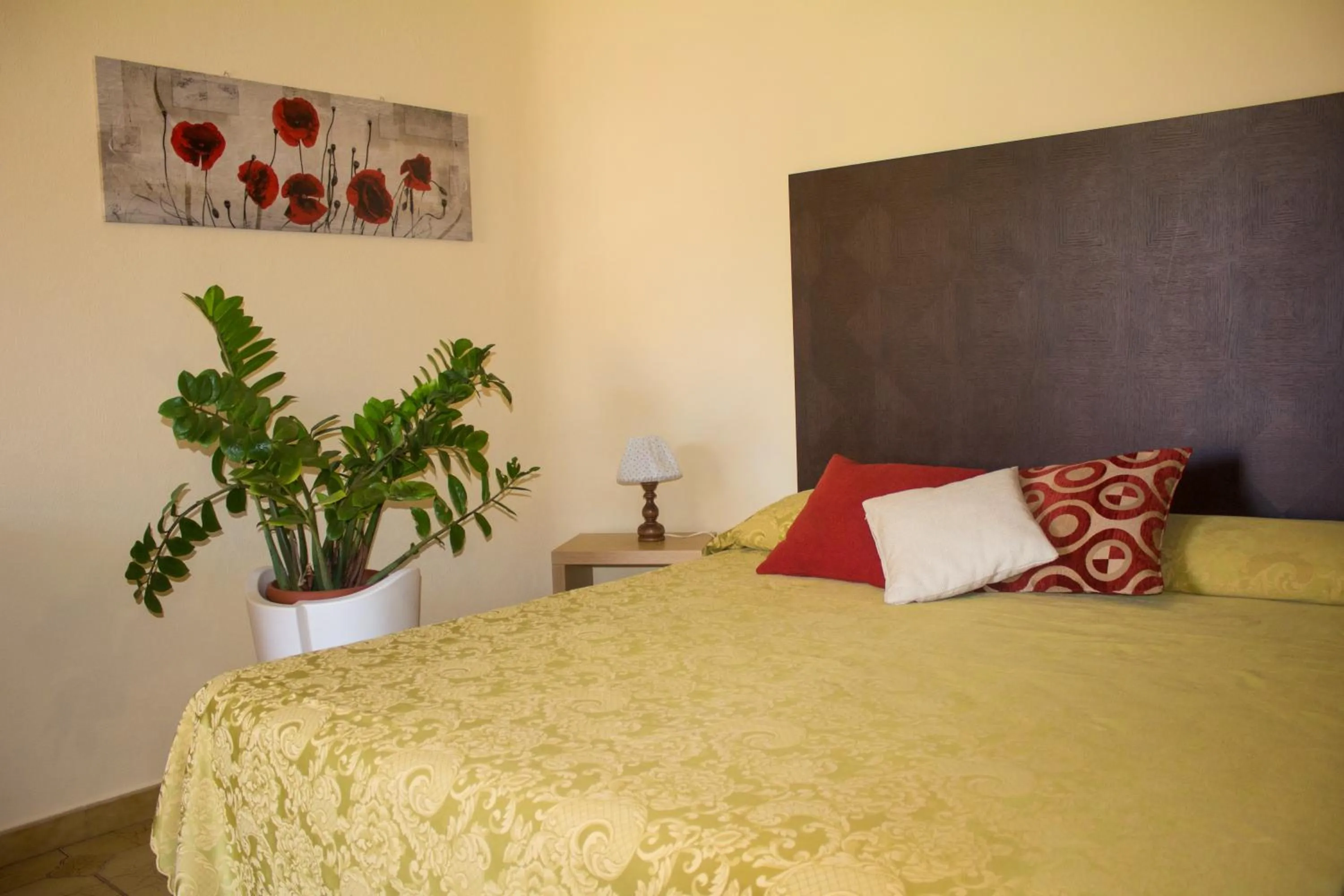 Bedroom, Bed in Hotel Grotticelle