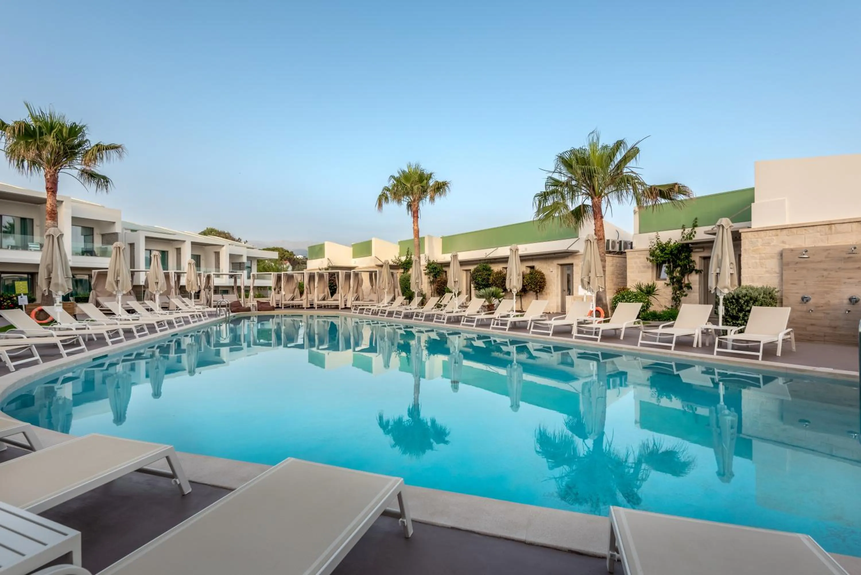 Swimming pool in Aloe Boutique Hotel & Suites - adults only