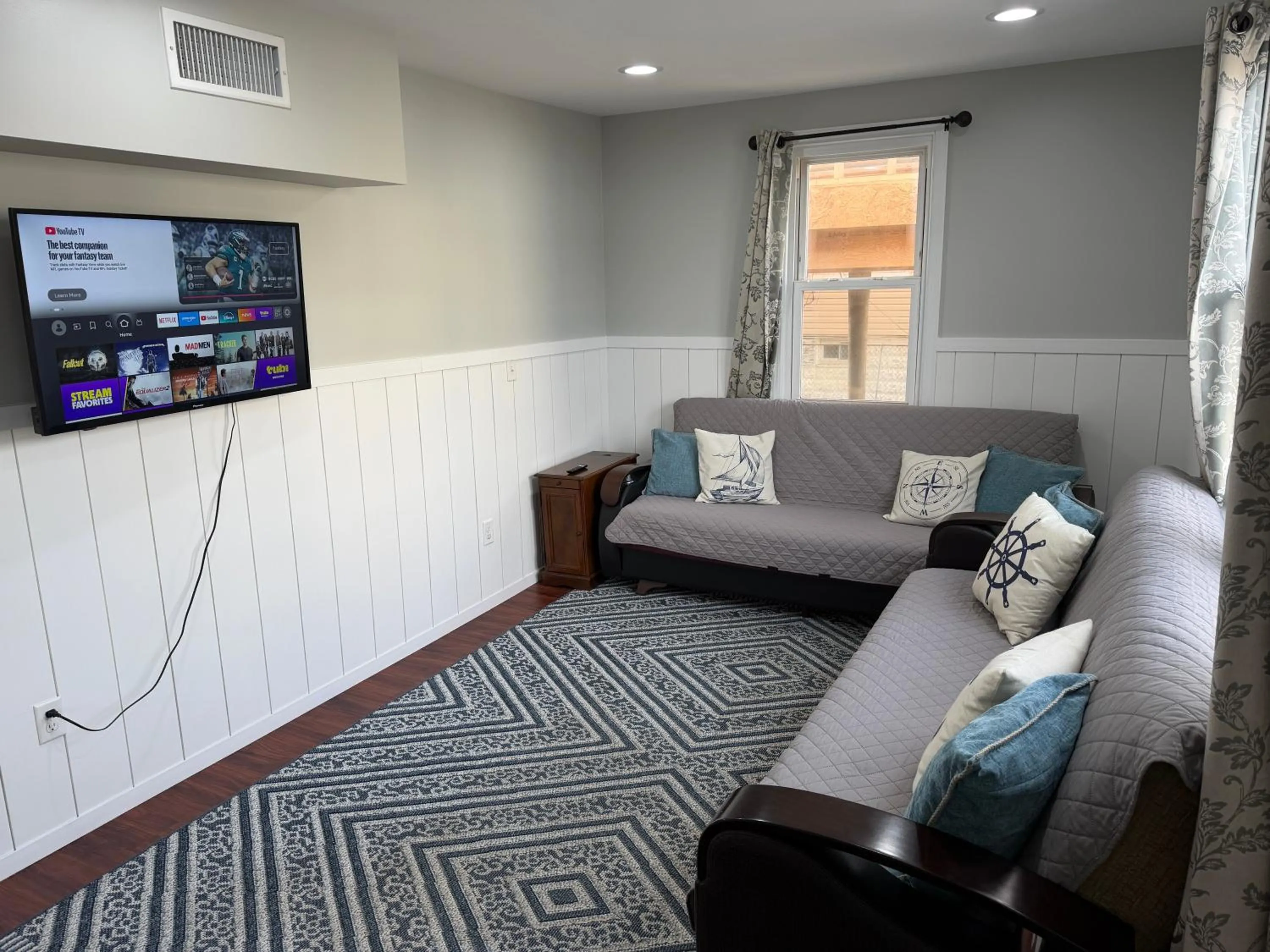 TV and multimedia in Anchor Motel