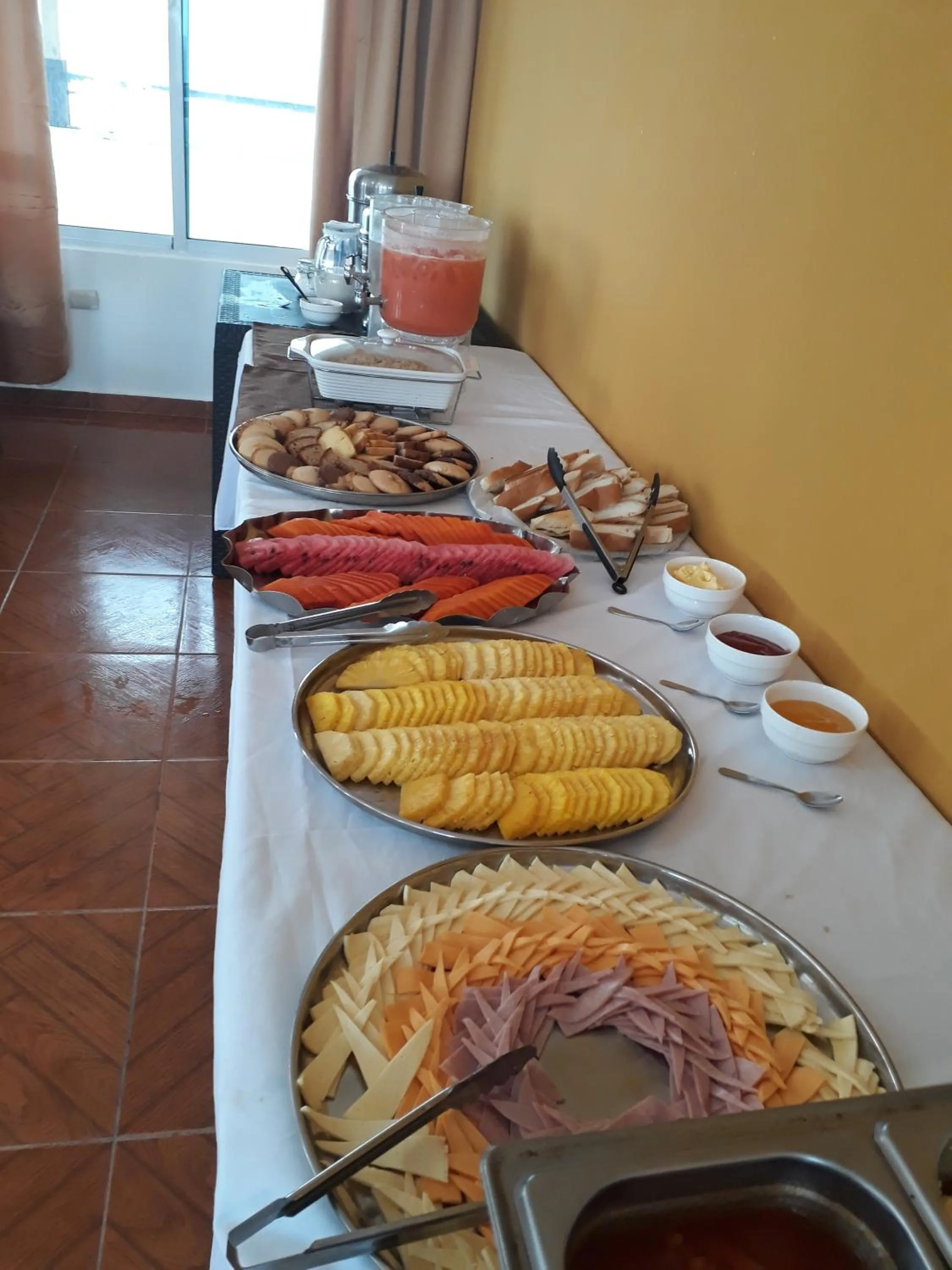 Restaurant/places to eat in Figaro Hotel Samana