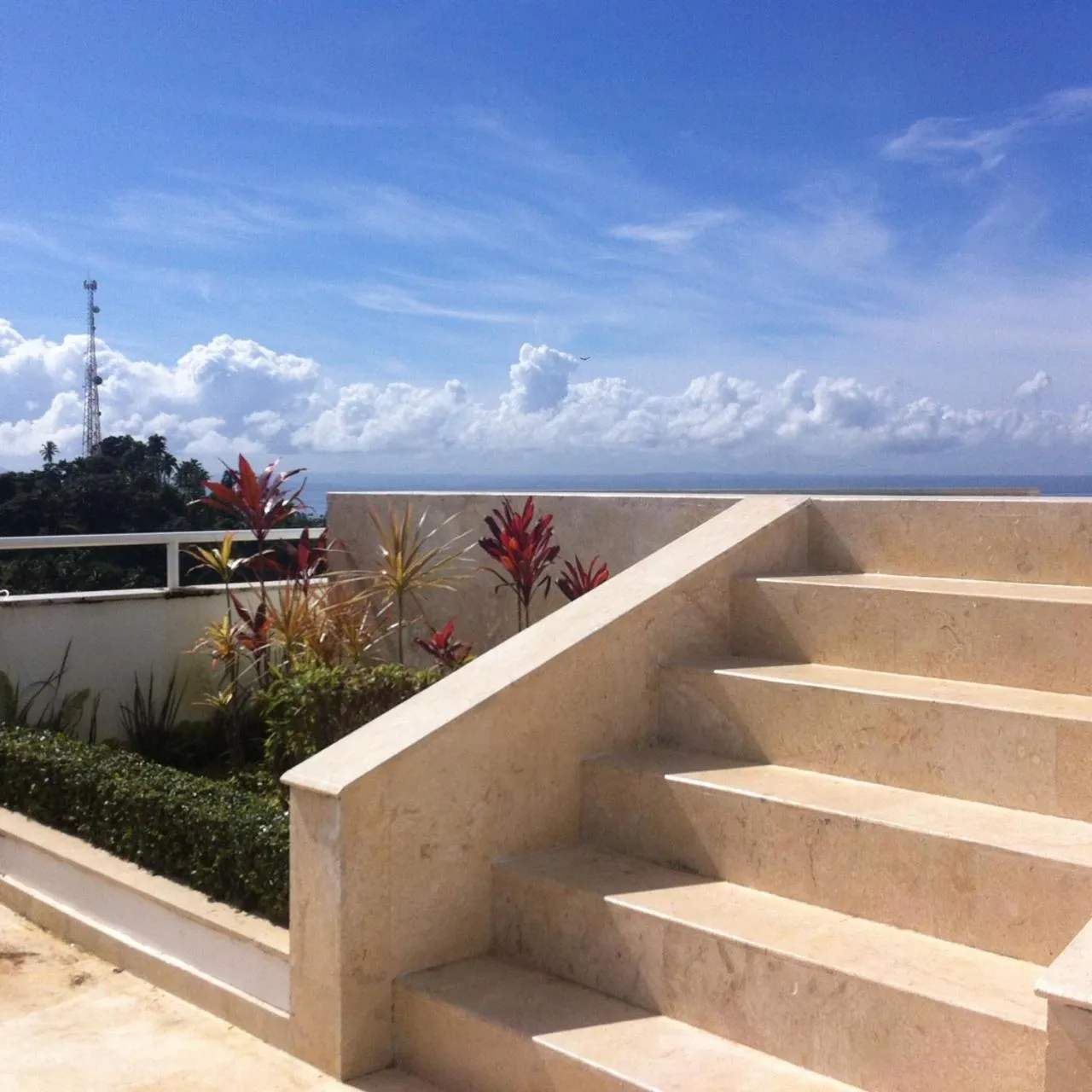Property building in Figaro Hotel Samana