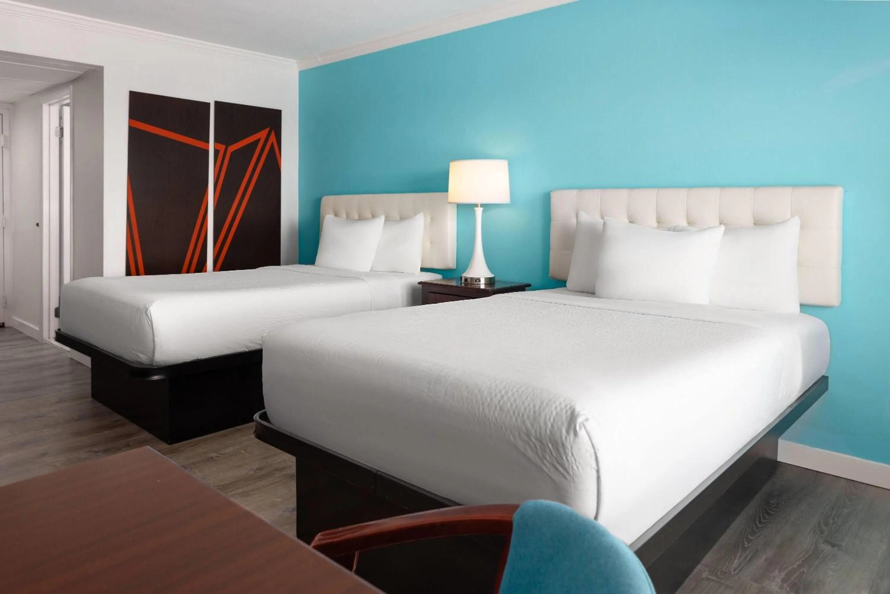 Photo of the whole room, Bed in Howard Johnson Plaza by Wyndham Ocean City Oceanfront