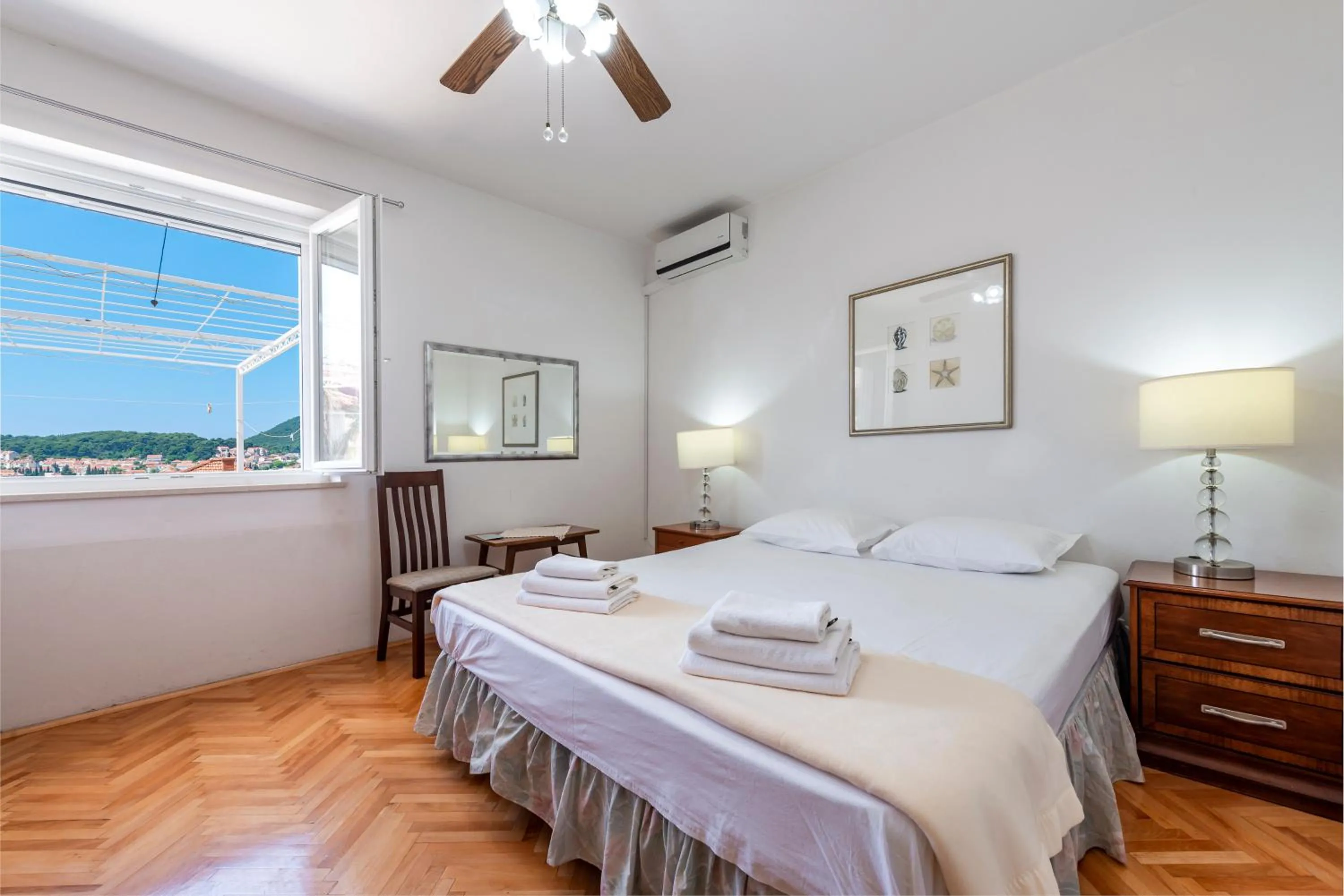 View Port Apartments