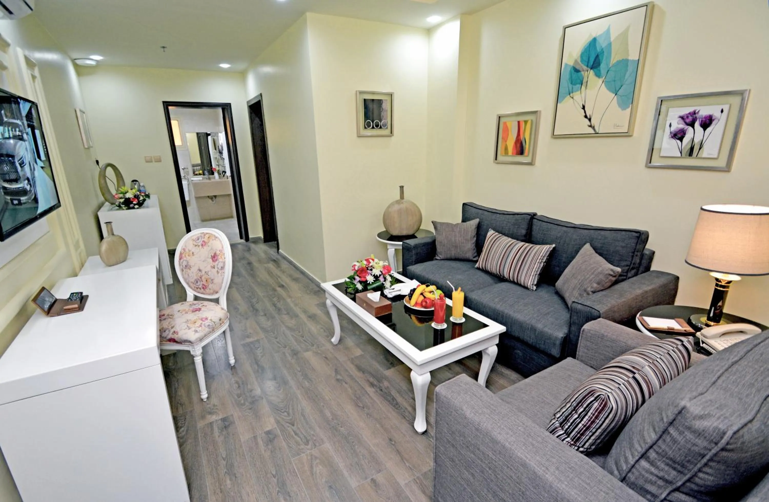 Living room in Golden Bujari AlUlaya Hotel