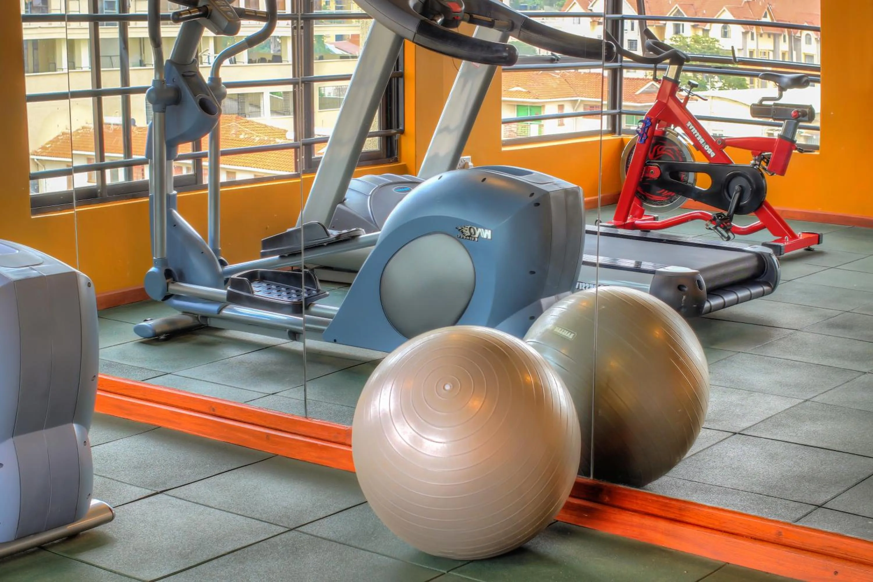 City view in Highlands Suites Hotel Apartments