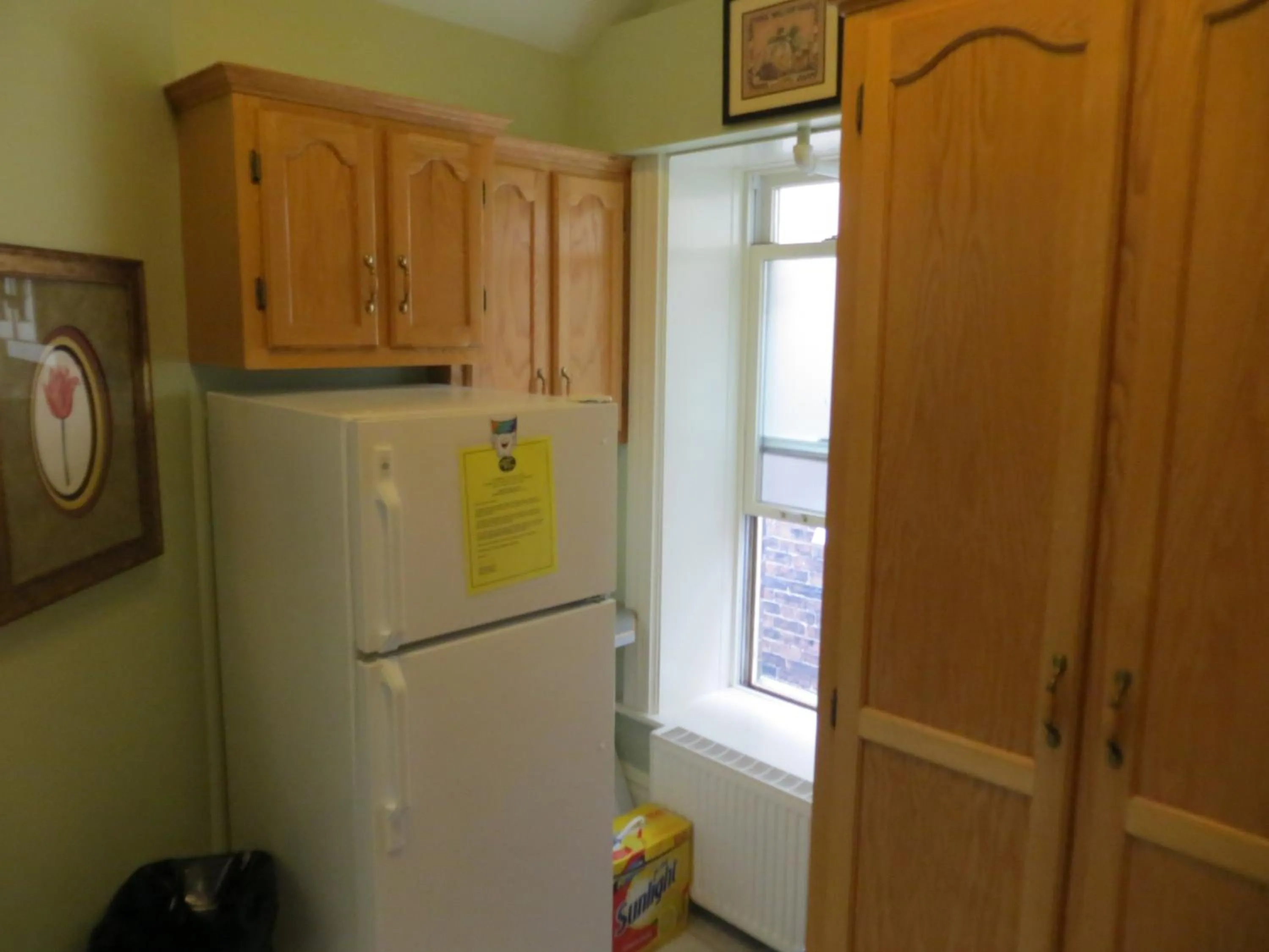 Kitchen or kitchenette in Chipman Hill Suites - Union Street