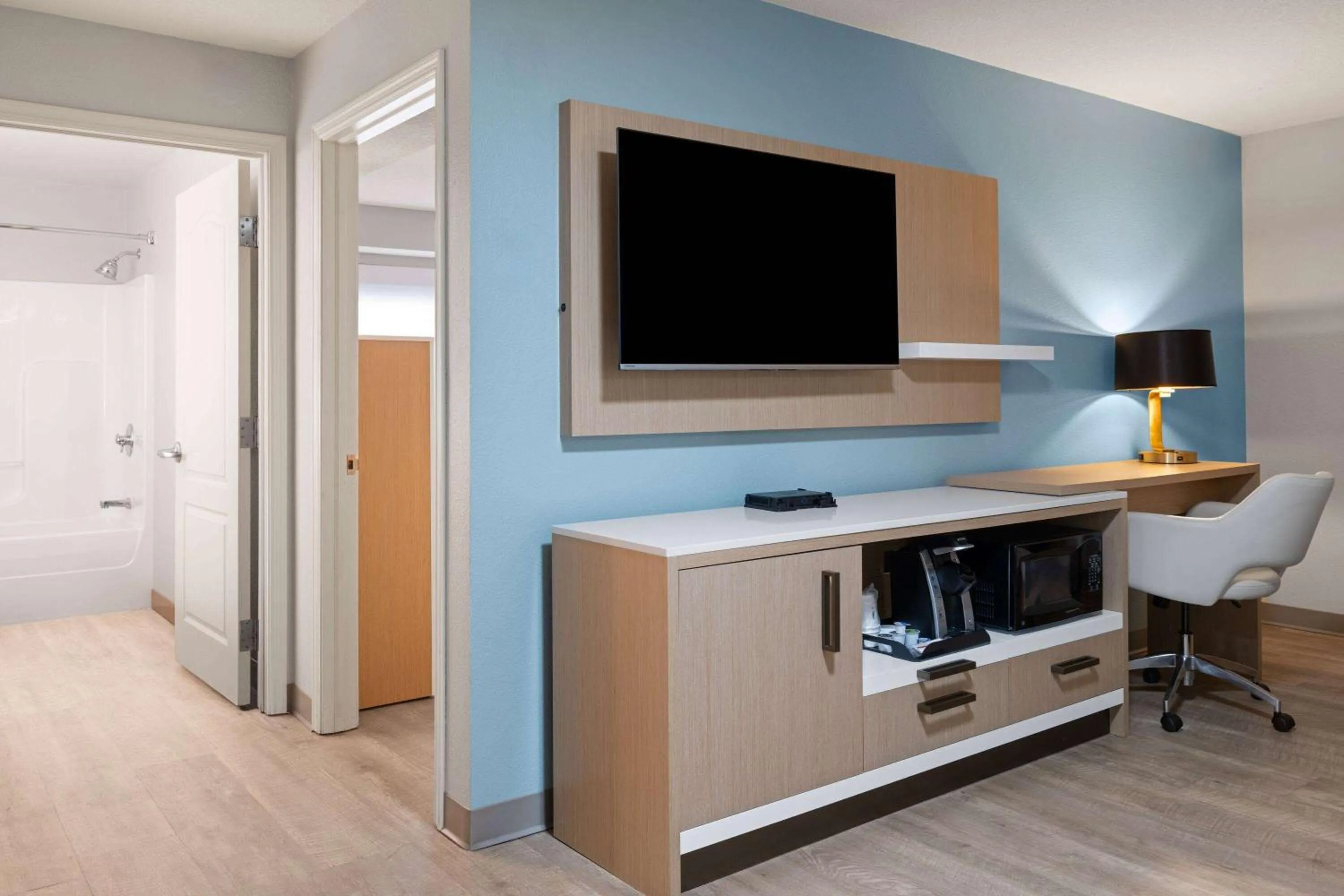 Photo of the whole room in Wyndham Garden Otsego-Minneapolis