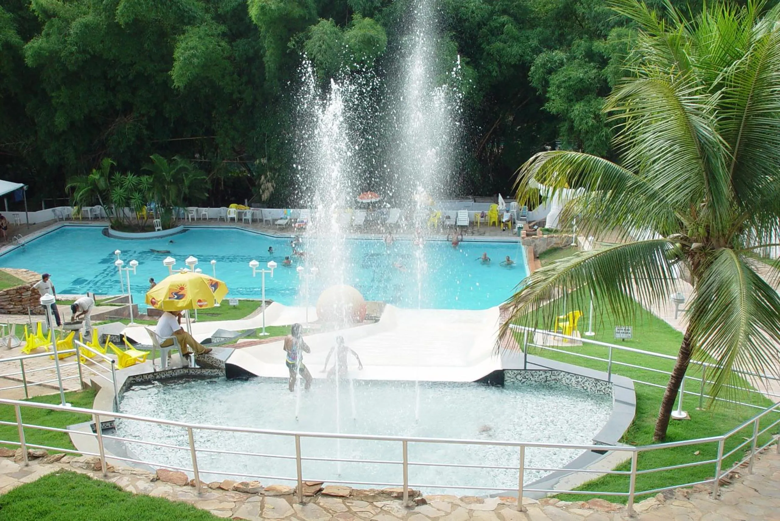 Swimming pool in Hotel CTC