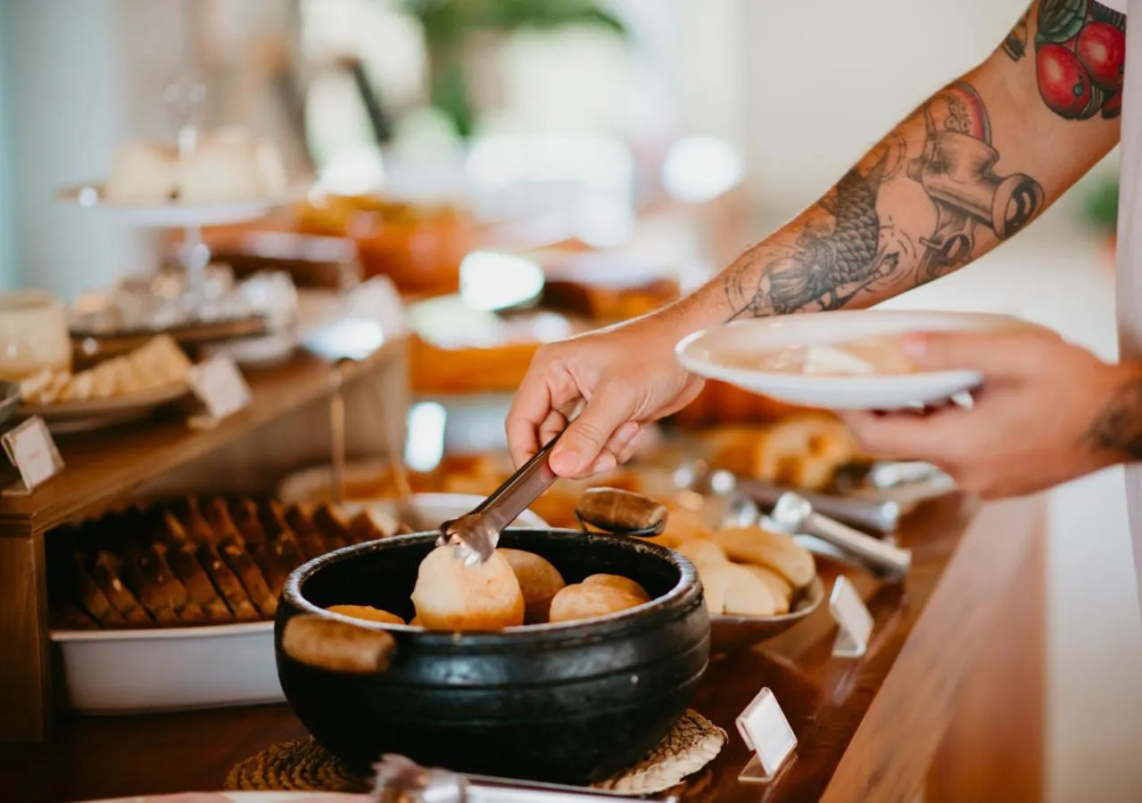 Breakfast in Hotel Chalé Capitólio