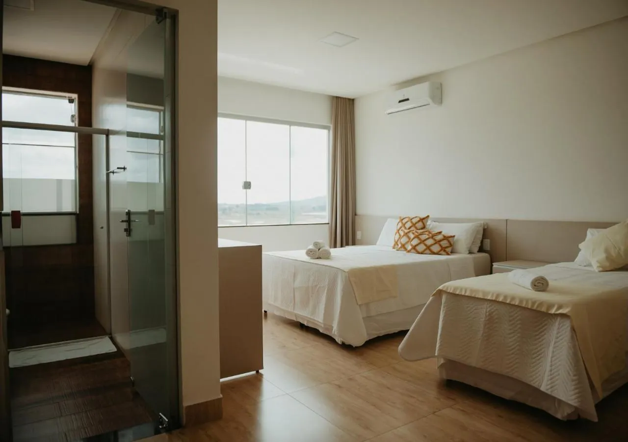 Bedroom, Bed in Hotel Chalé Capitólio