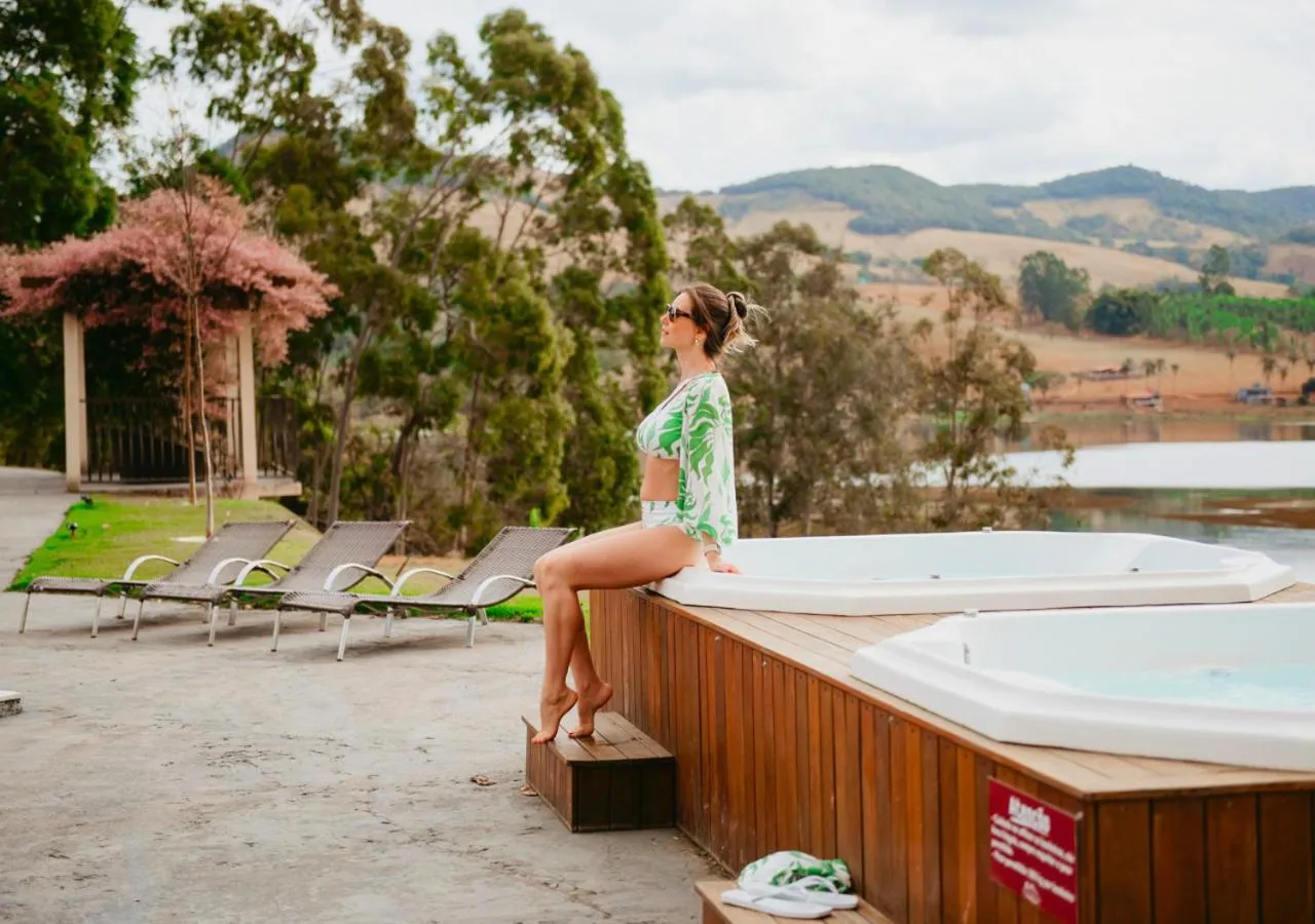 Spring in Hotel Chalé Capitólio