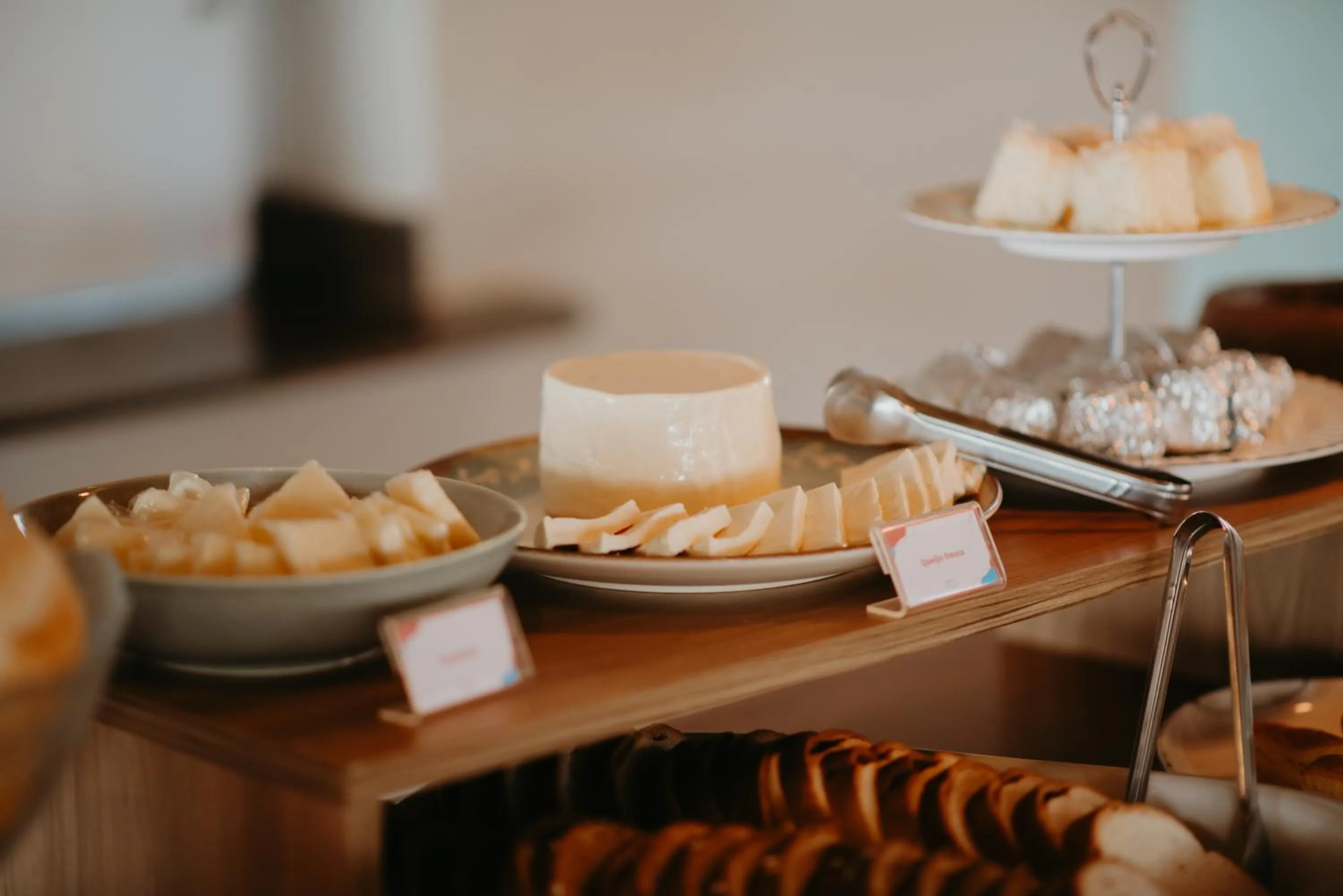 Buffet breakfast in Hotel Chalé Capitólio
