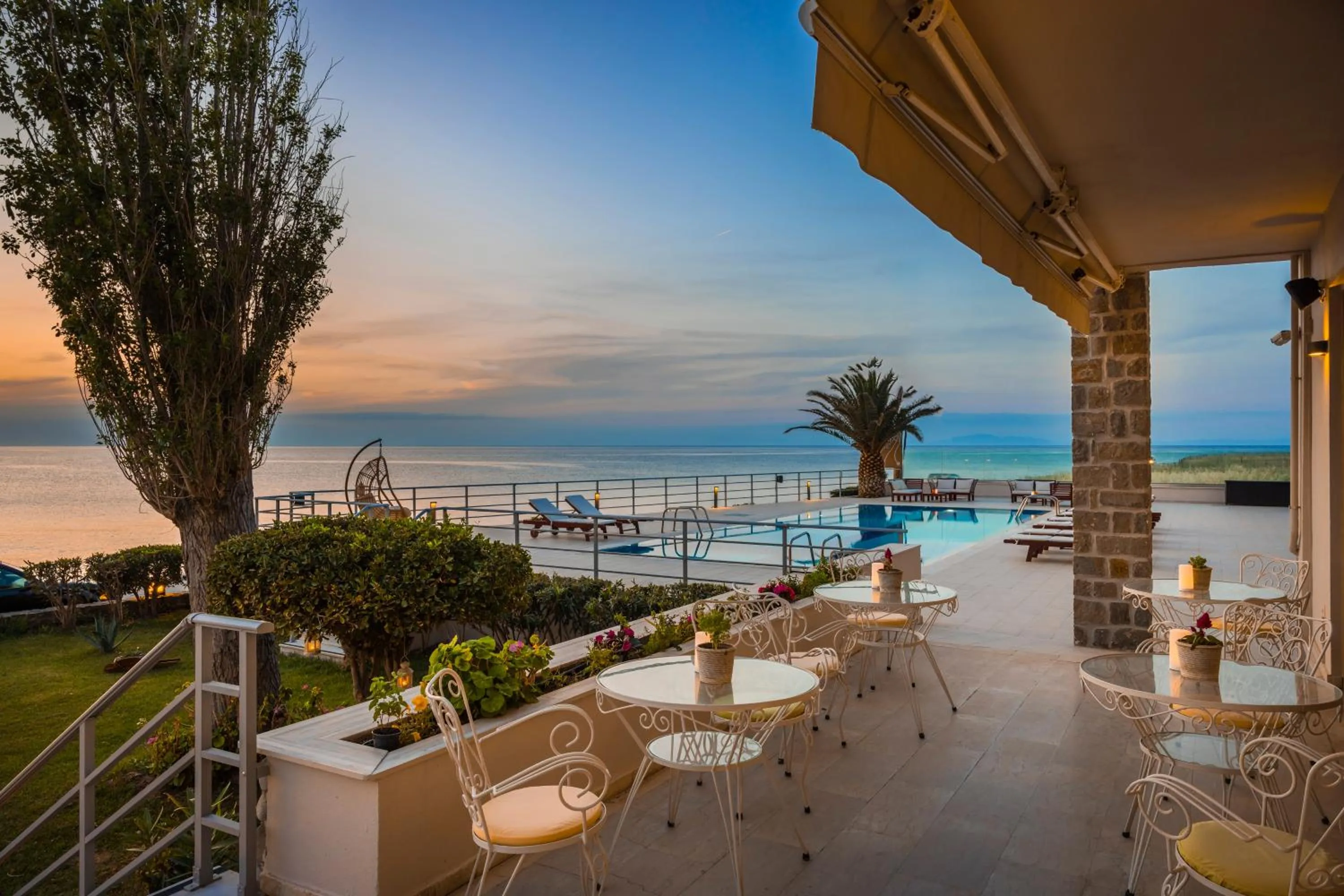 Property building in Niki Beach Hotel