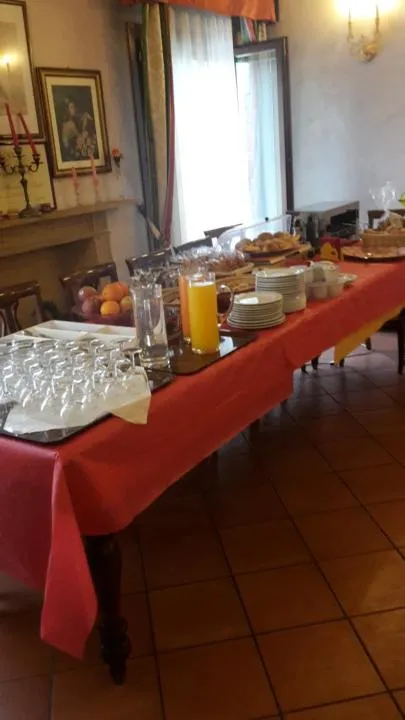 Buffet breakfast in Hotel La Loggia