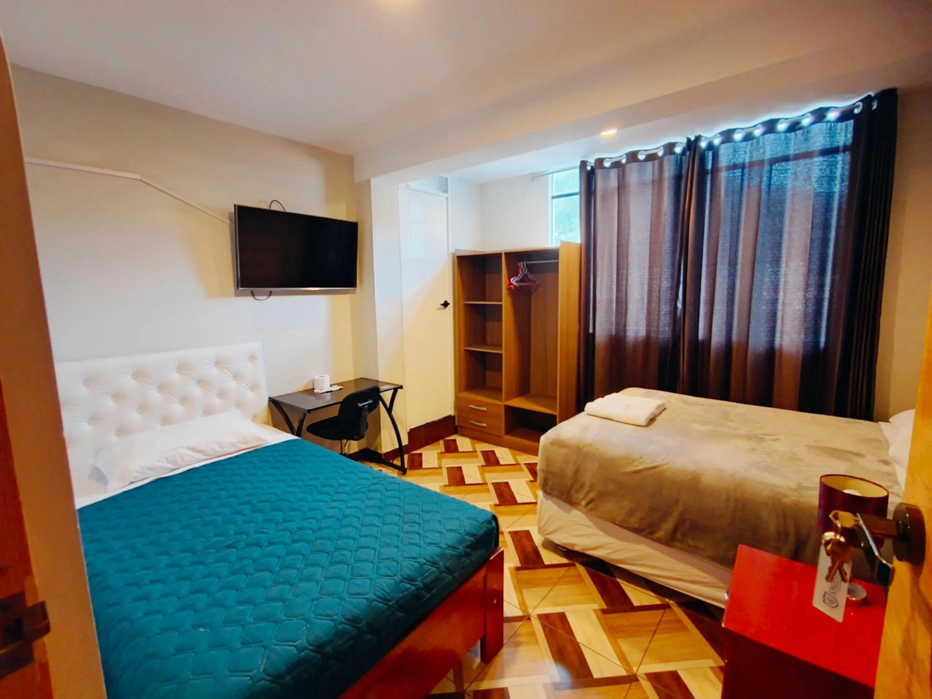 Bed in Hotel California Calca