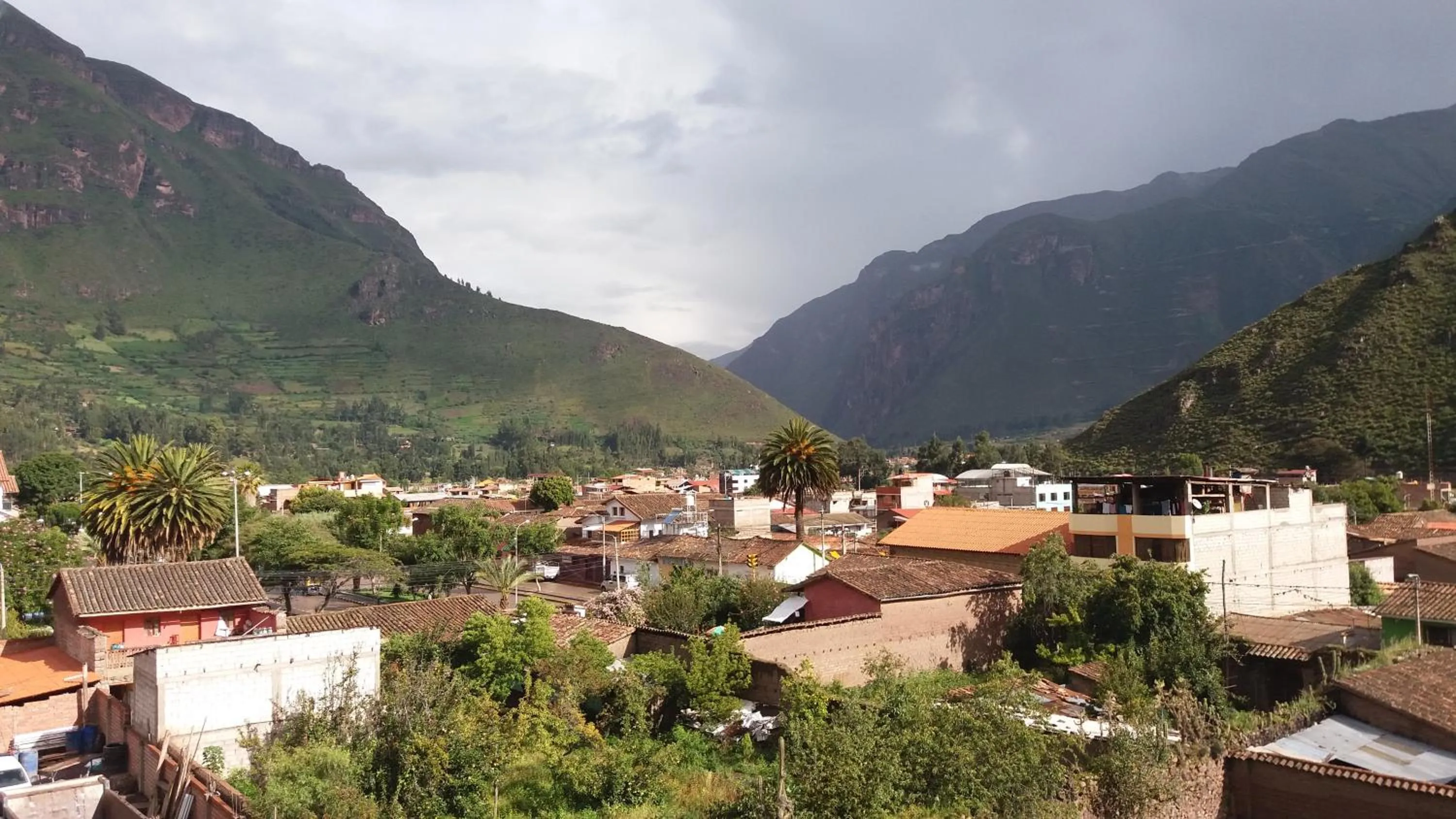 City view in Hotel California Calca