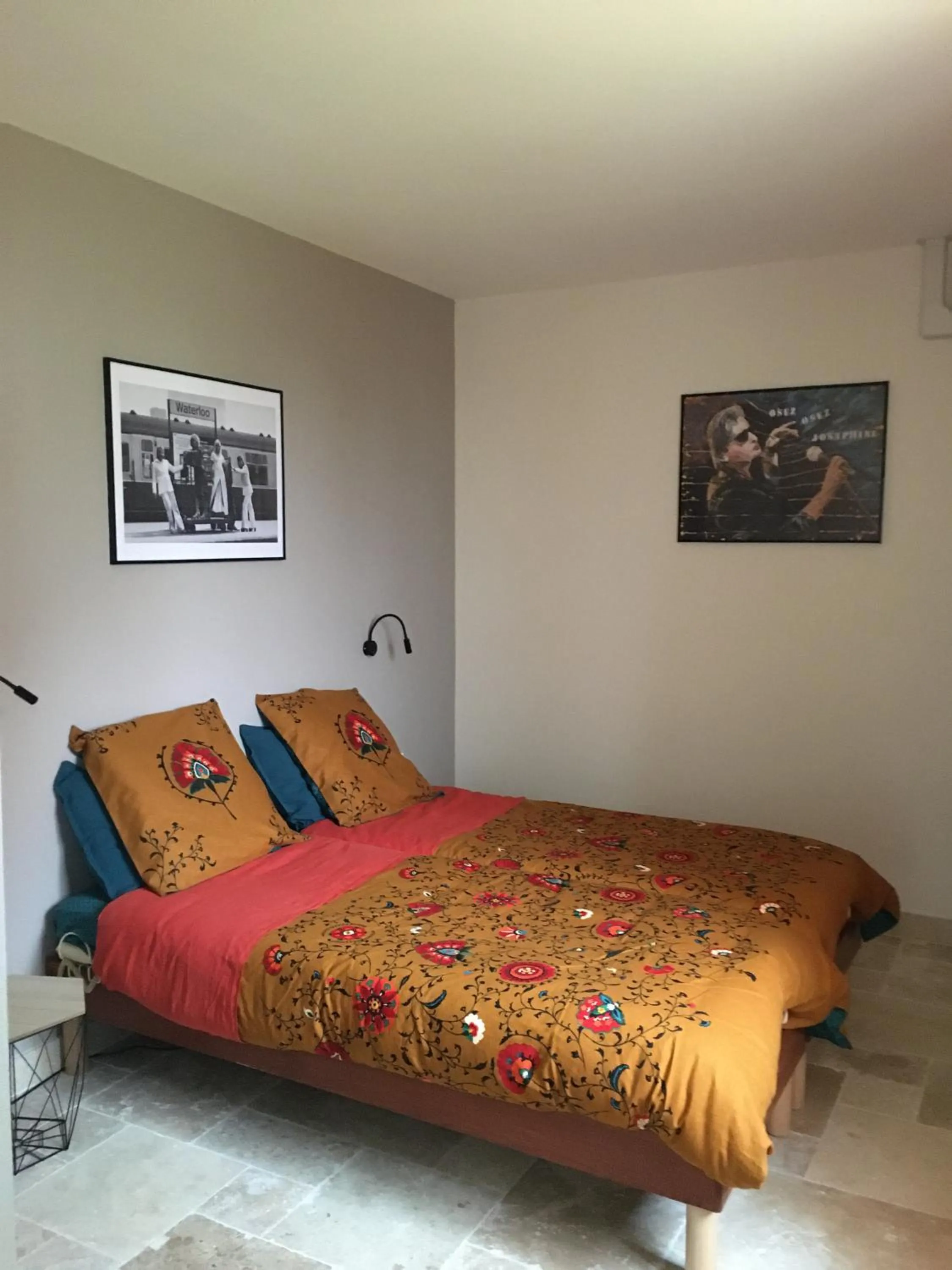 Photo of the whole room, Bed in Demeure des Pothières