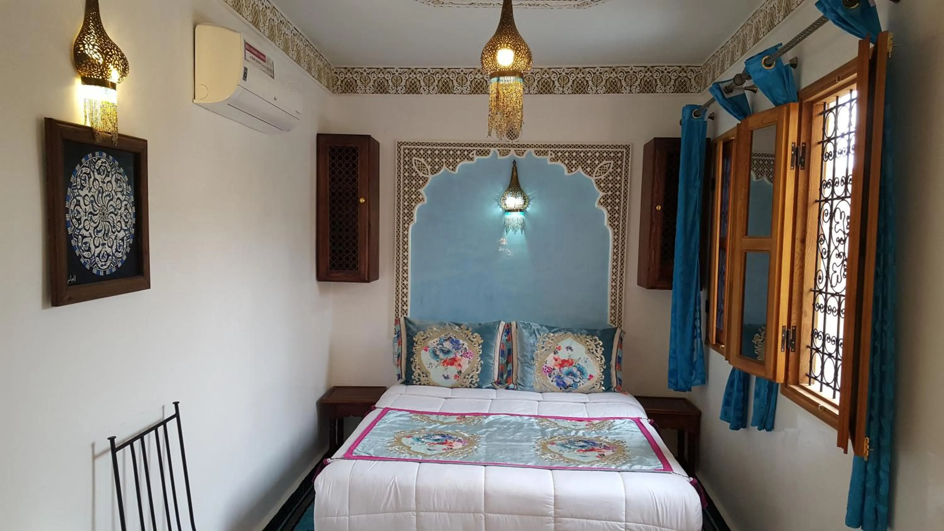 Staff in Dar Nour Fes