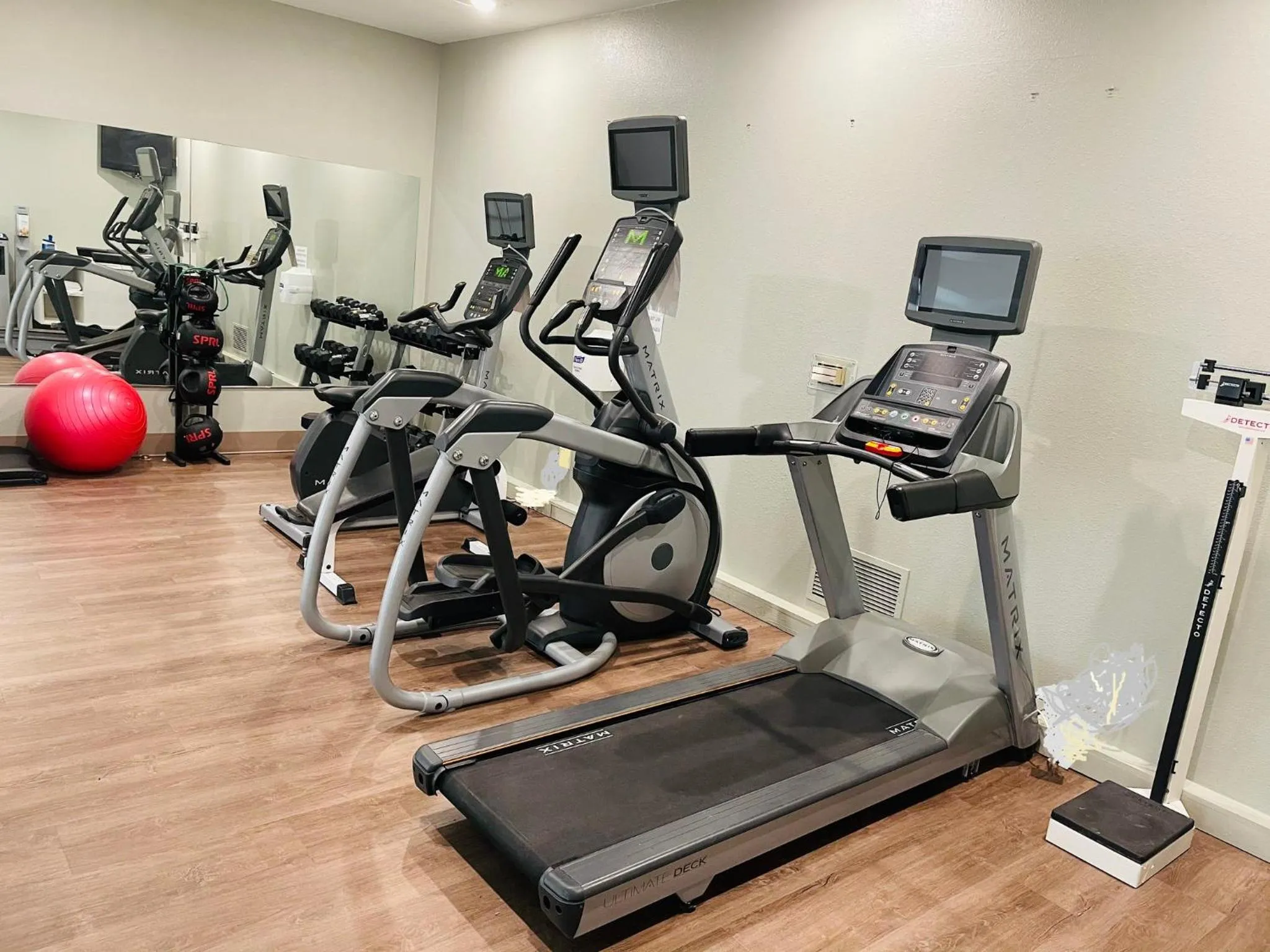 Fitness centre/facilities in Holiday Inn Express & Suites Sulphur - Lake Charles by IHG