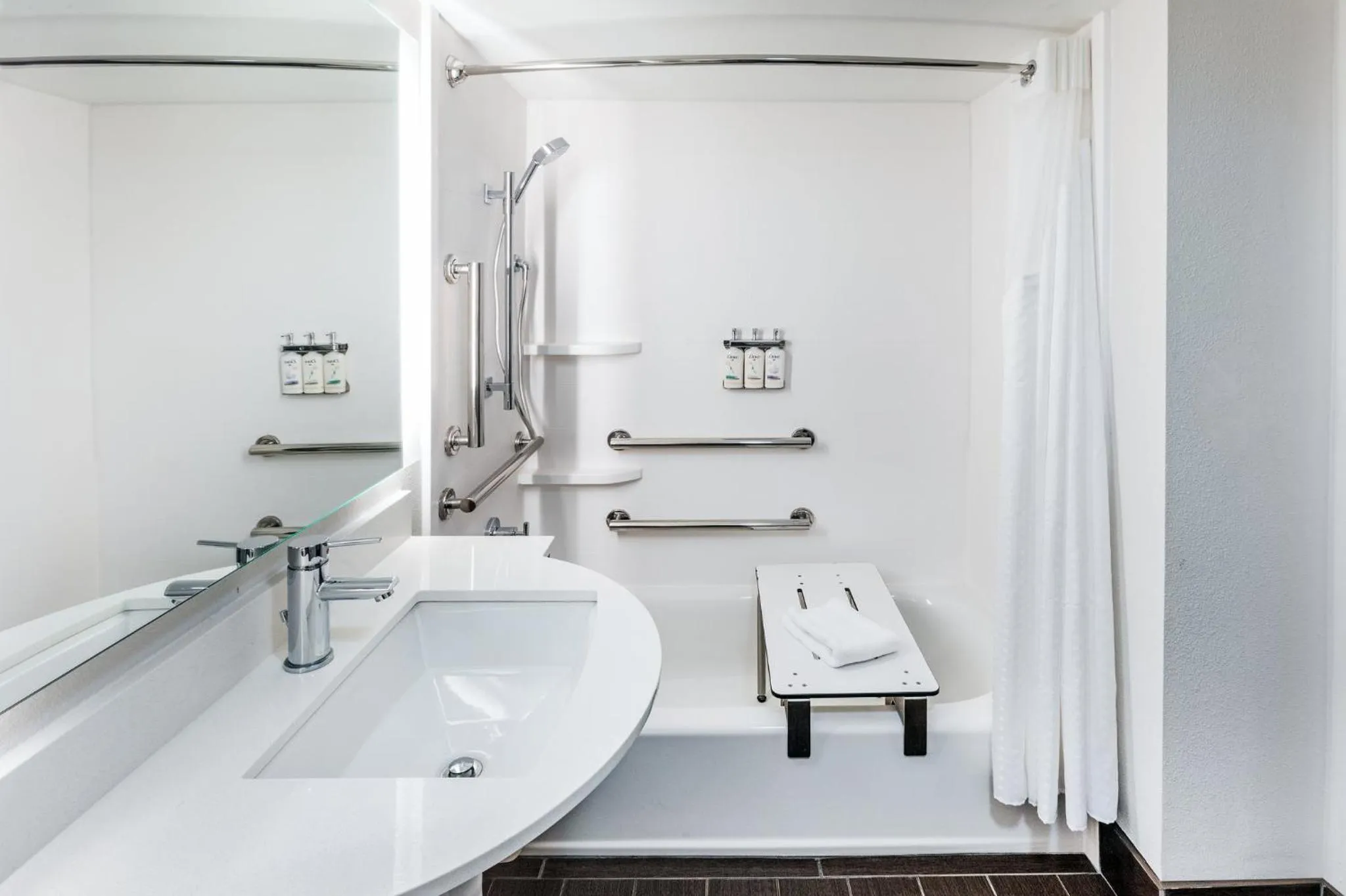 Photo of the whole room in Holiday Inn Express & Suites Sulphur - Lake Charles by IHG