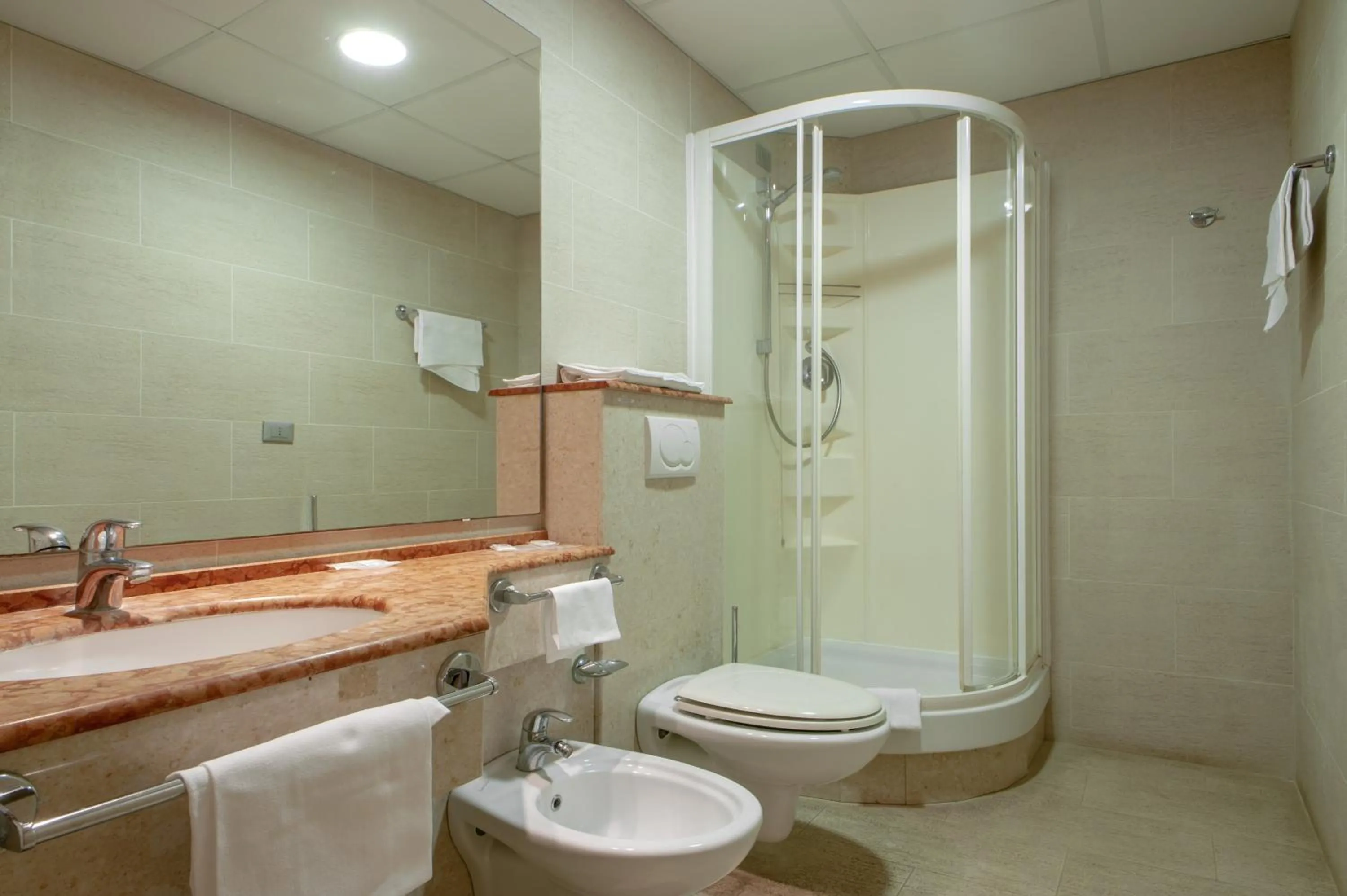 Shower in Residence Villa Lo Scoglietto