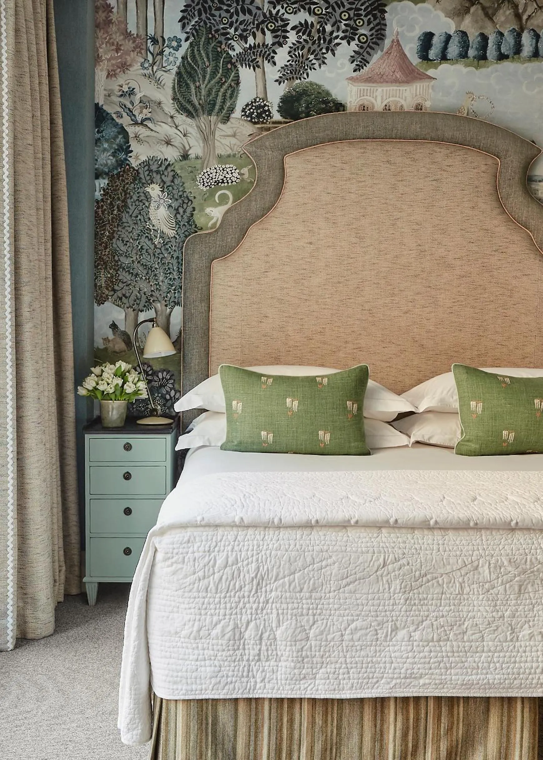 Bedroom, Bed in Crosby Street Hotel