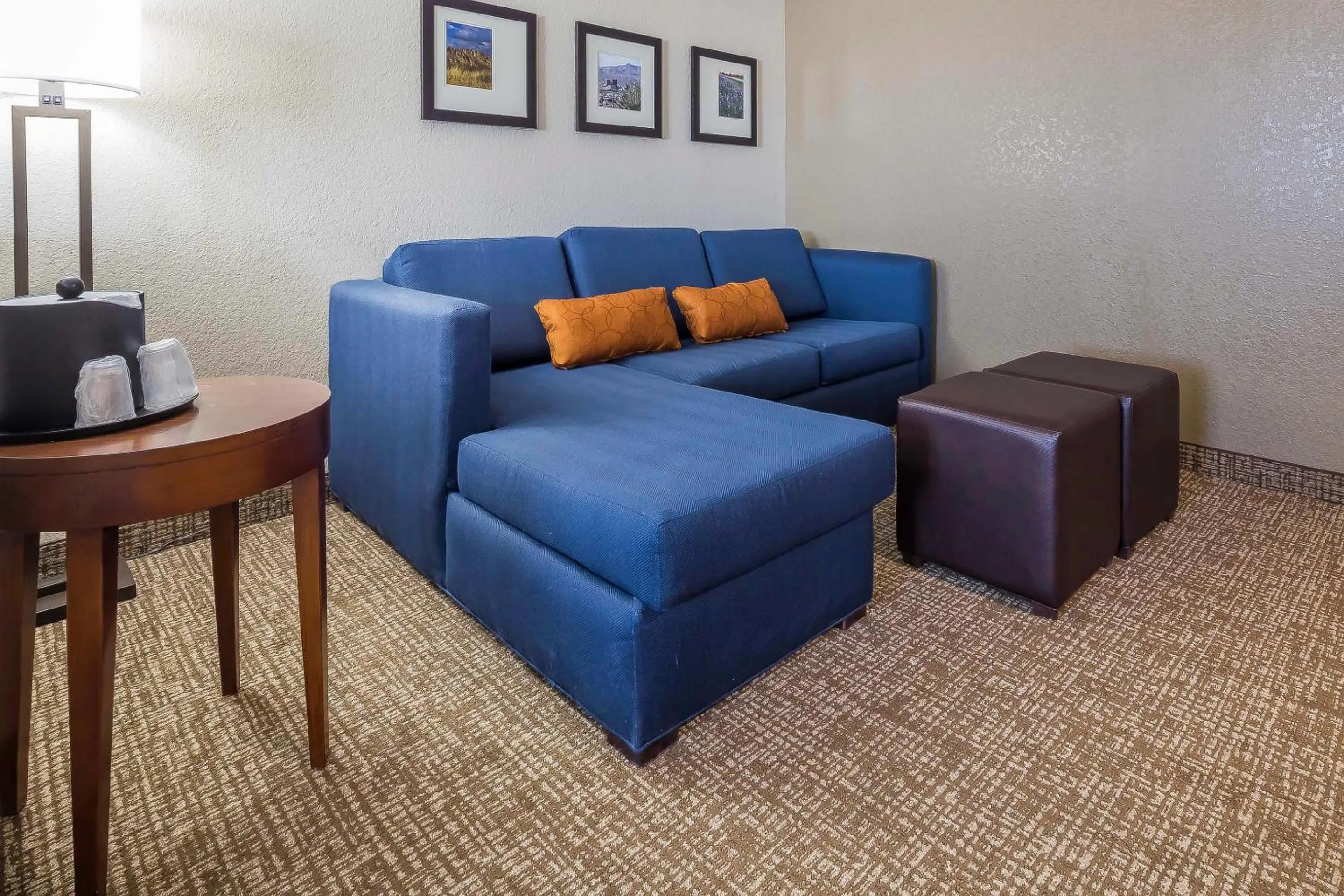 Bedroom in Comfort Suites El Paso Airport