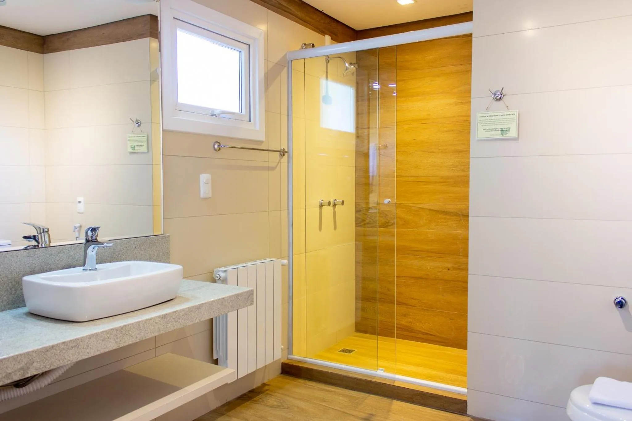 Bathroom in Hotel Canto Verde