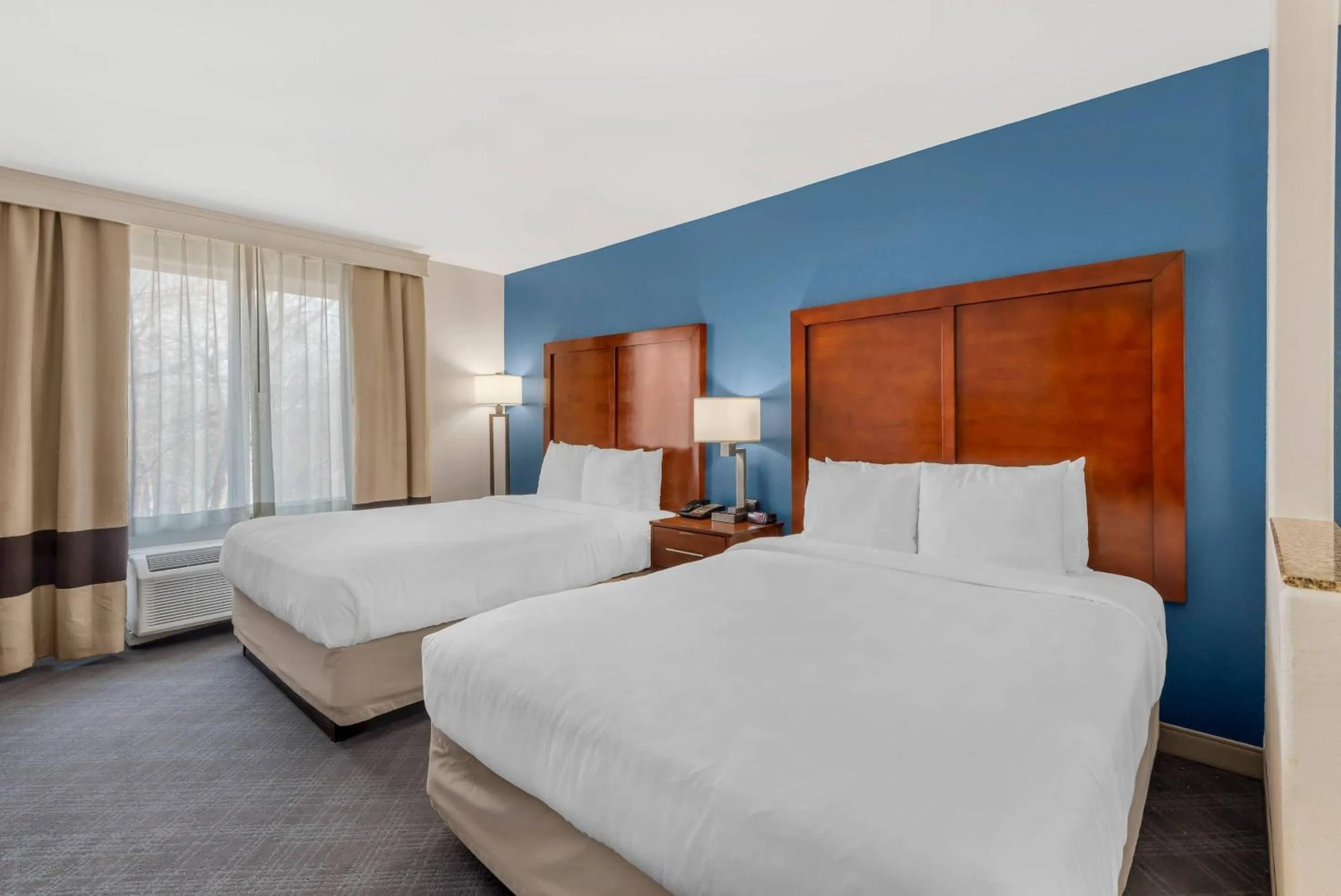 Bedroom, Bed in Comfort Inn & Suites Rifle