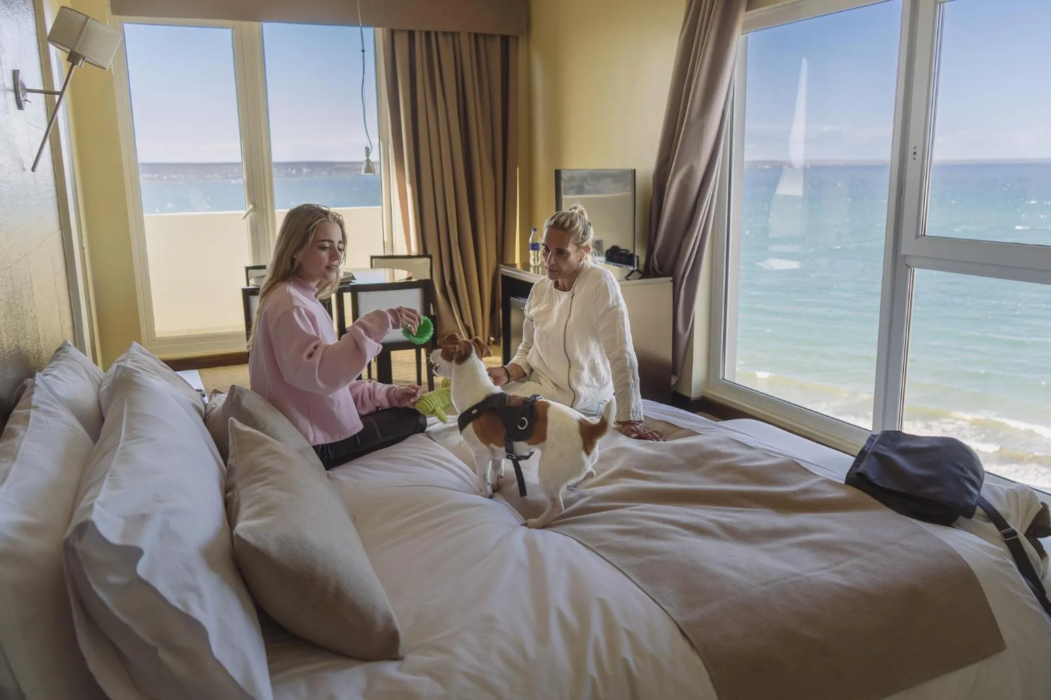 Bed in Rayentray Grand Hotel