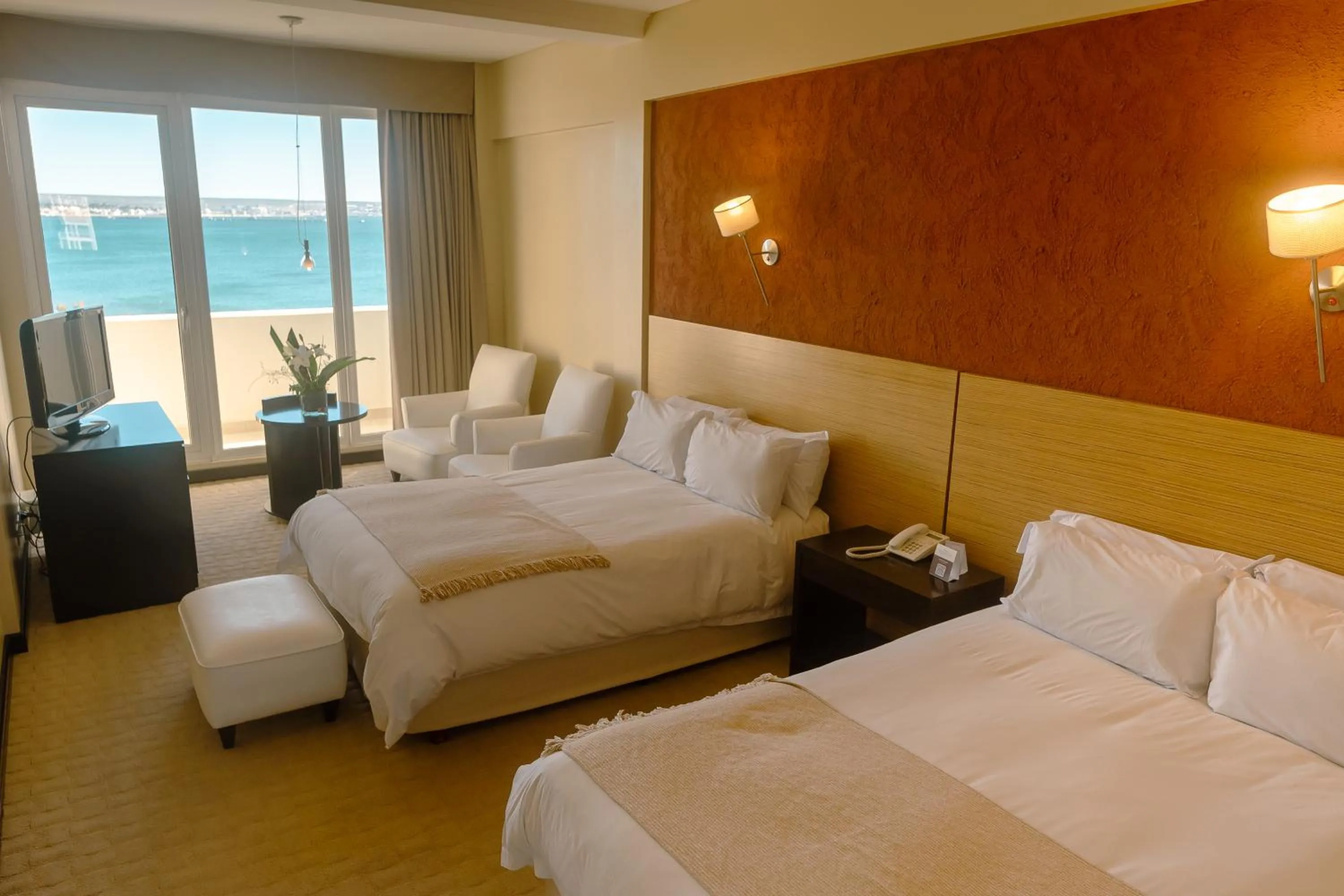 Bed in Rayentray Grand Hotel