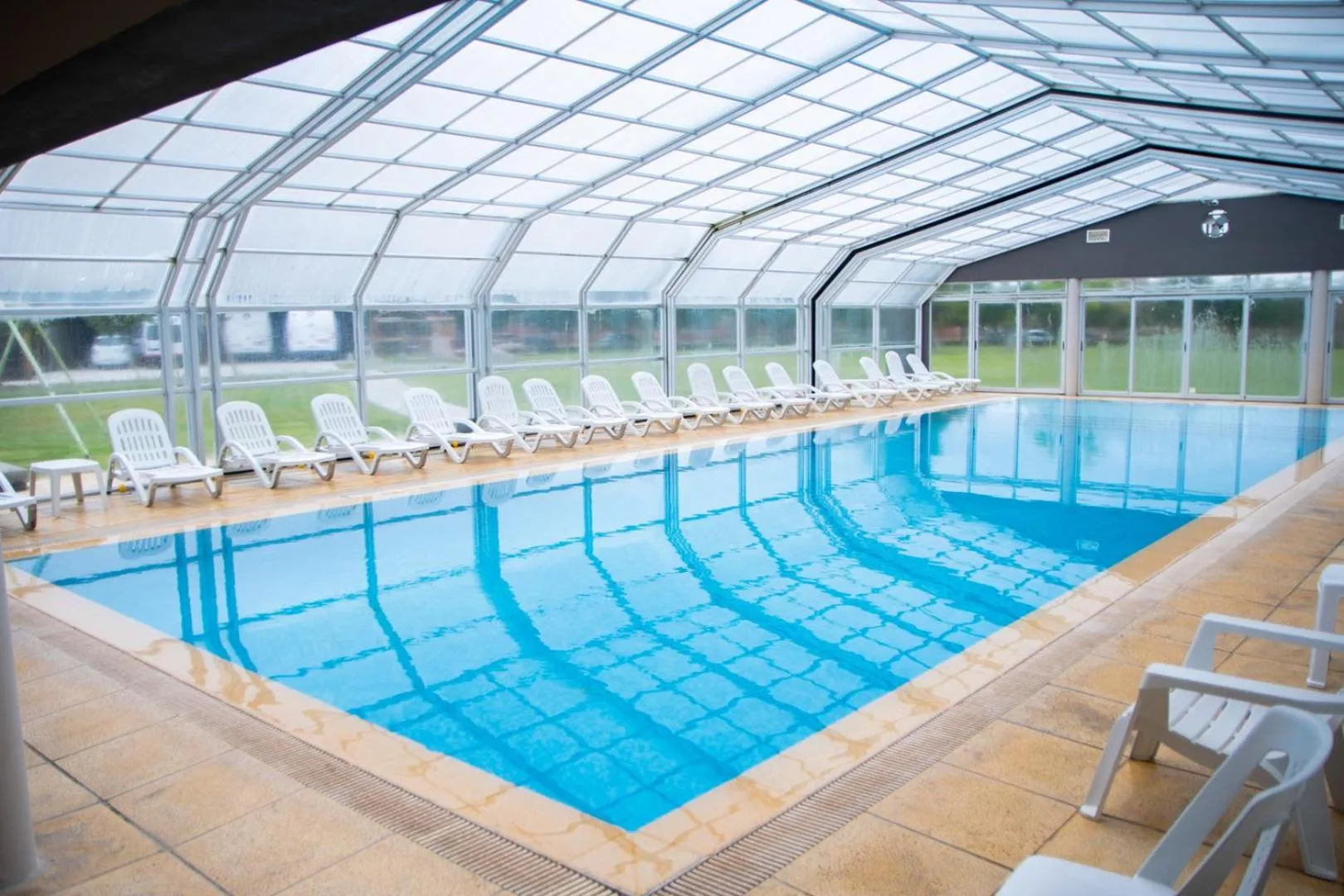 Pool view in Rayentray Grand Hotel