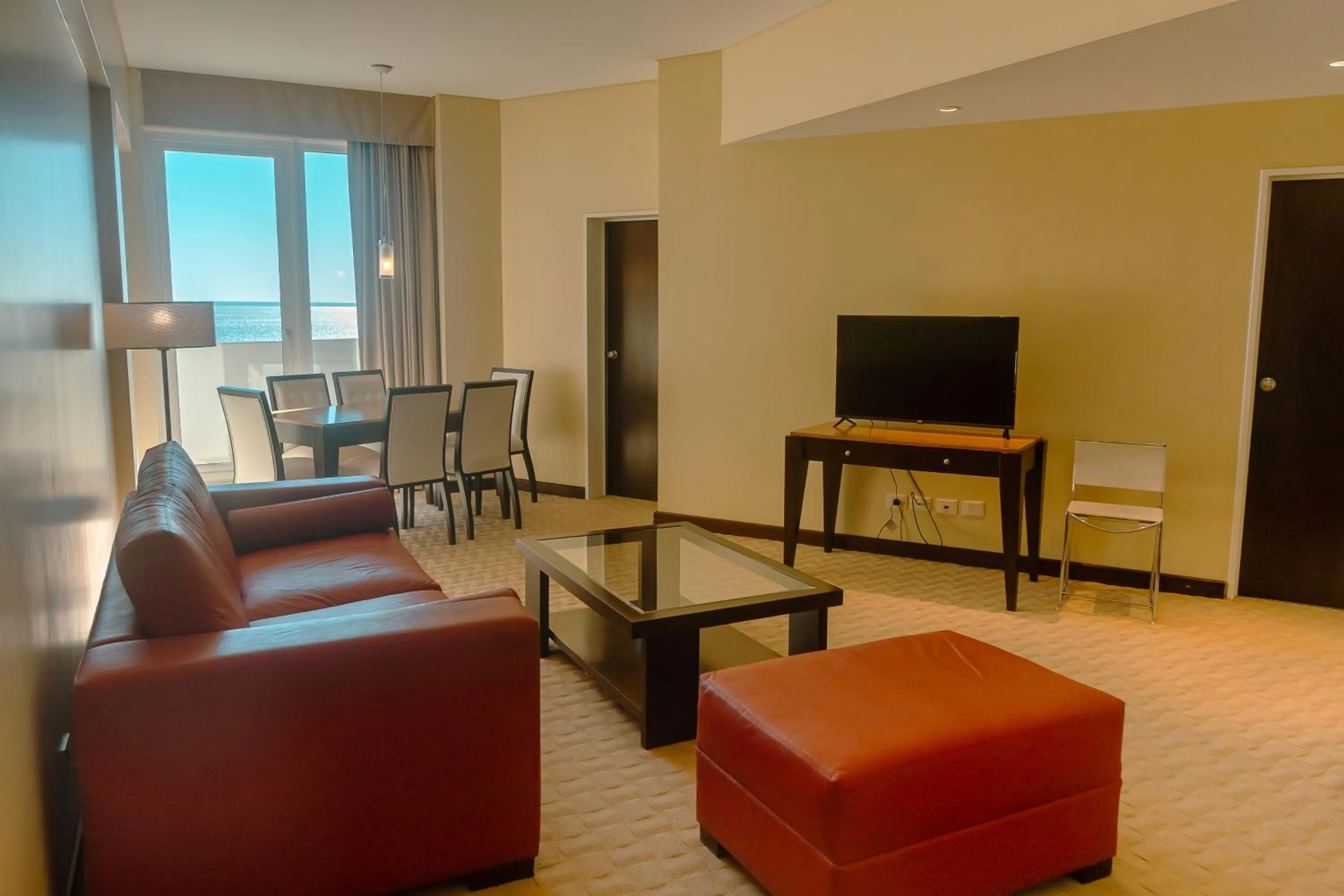 Living room in Rayentray Grand Hotel