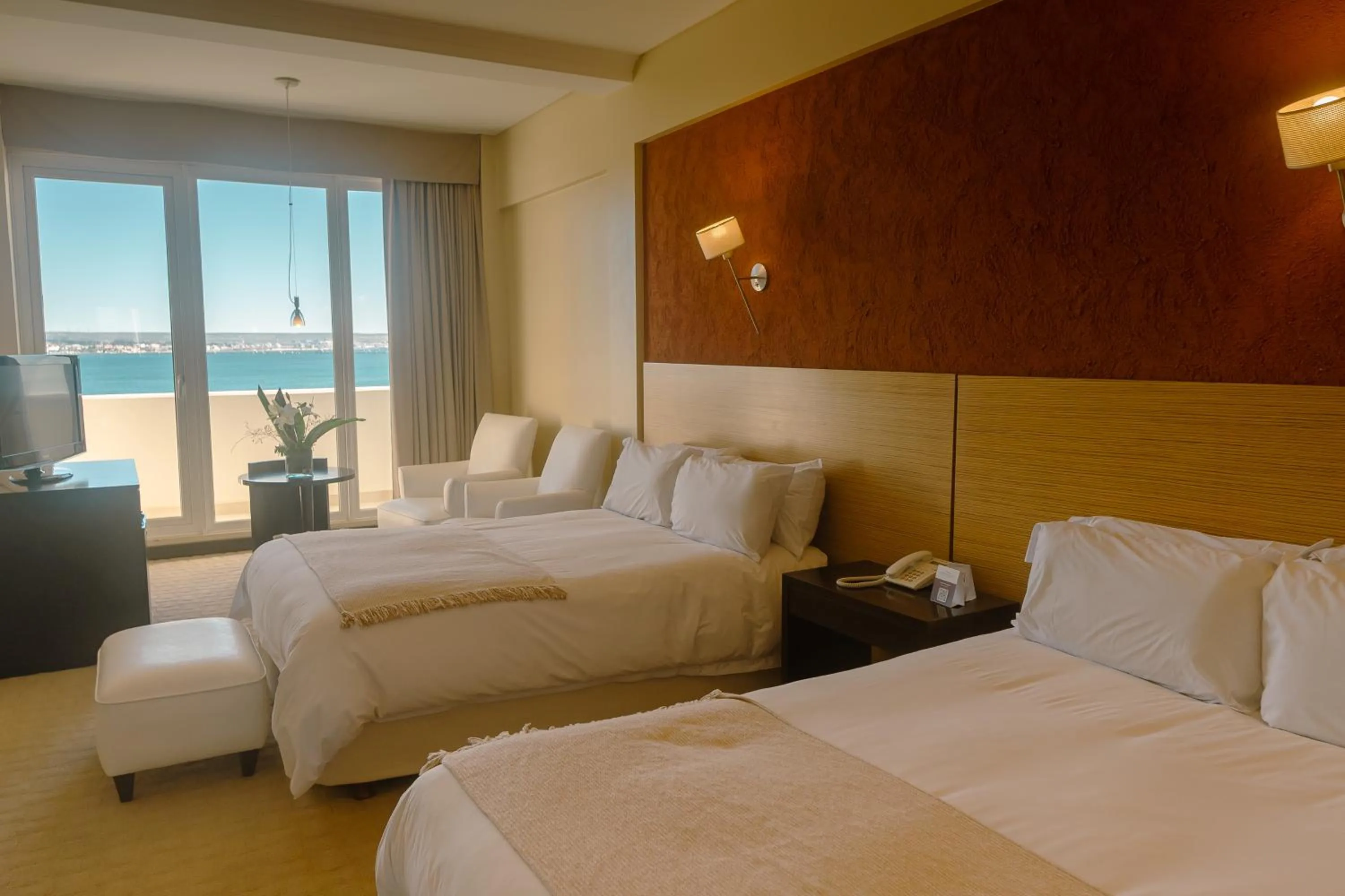 Bed in Rayentray Grand Hotel