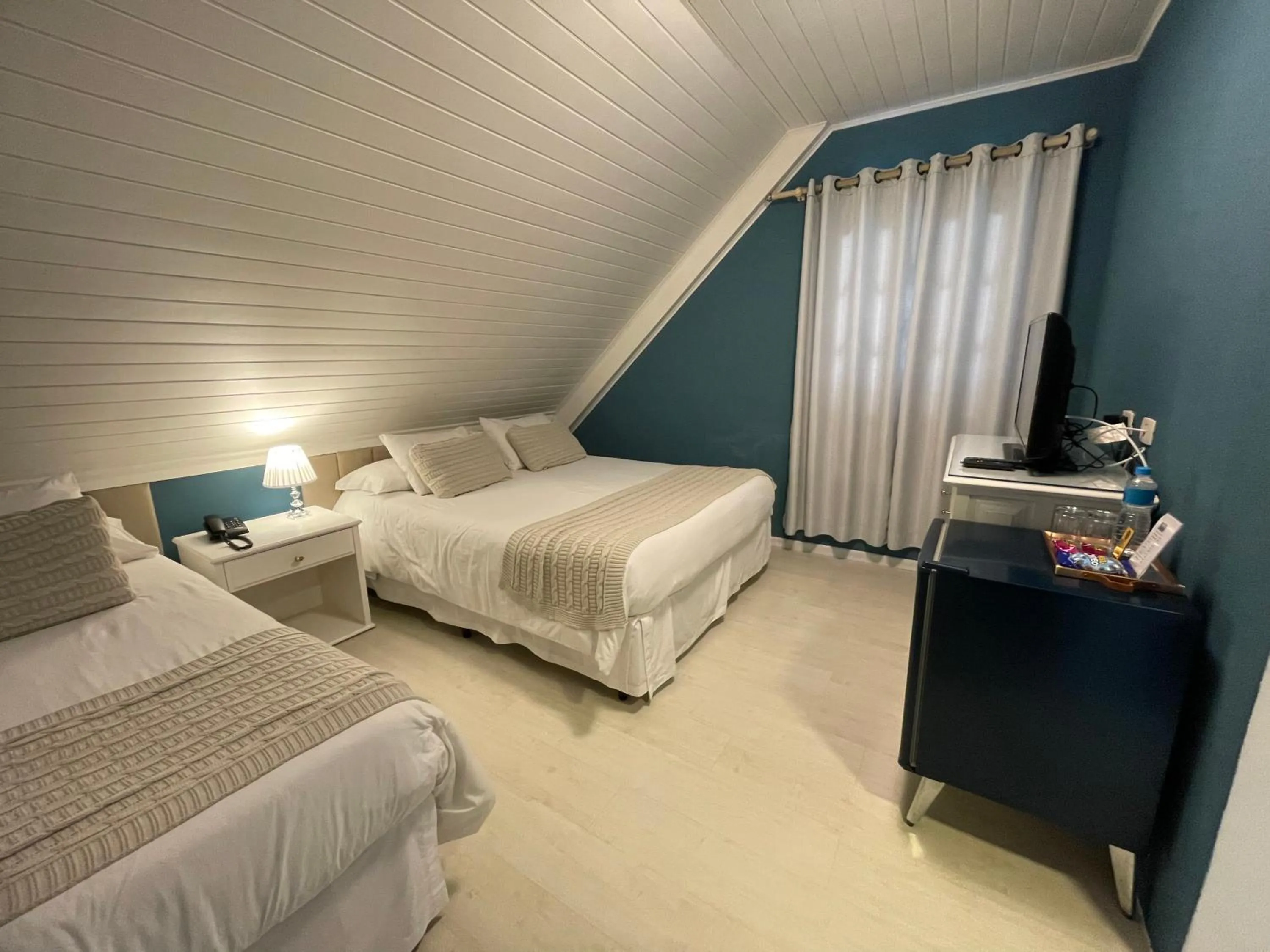 Deluxe Triple Room with City View in Vila de Charme Suítes