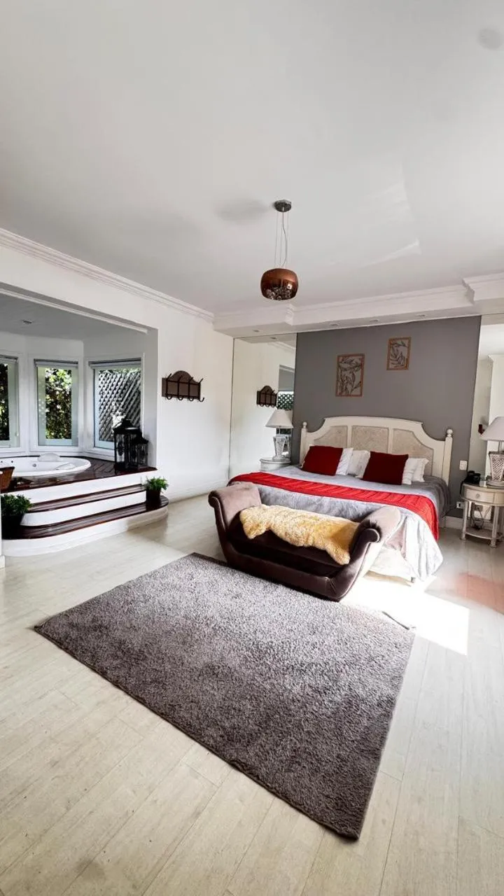 King Suite with Spa Bath in Vila de Charme Suítes