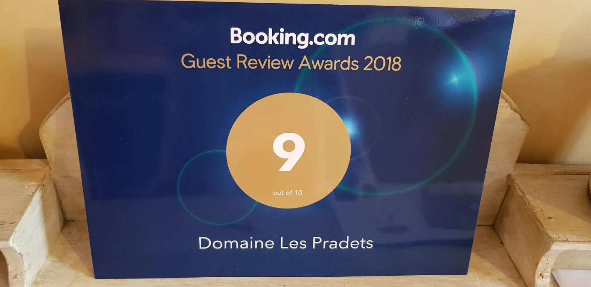 Logo/Certificate/Sign in Domaine les Pradets