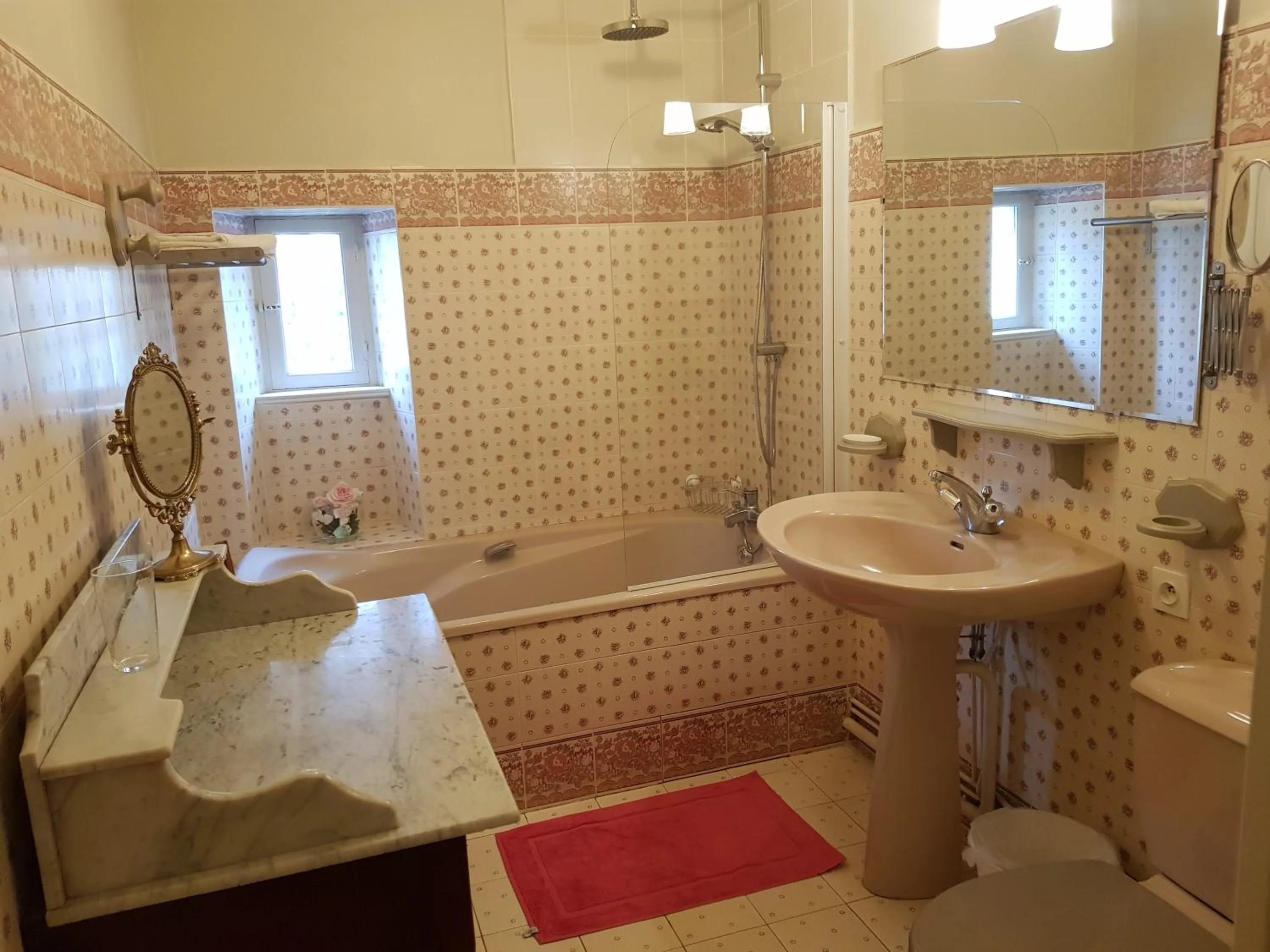 Toilet in Domaine les Pradets