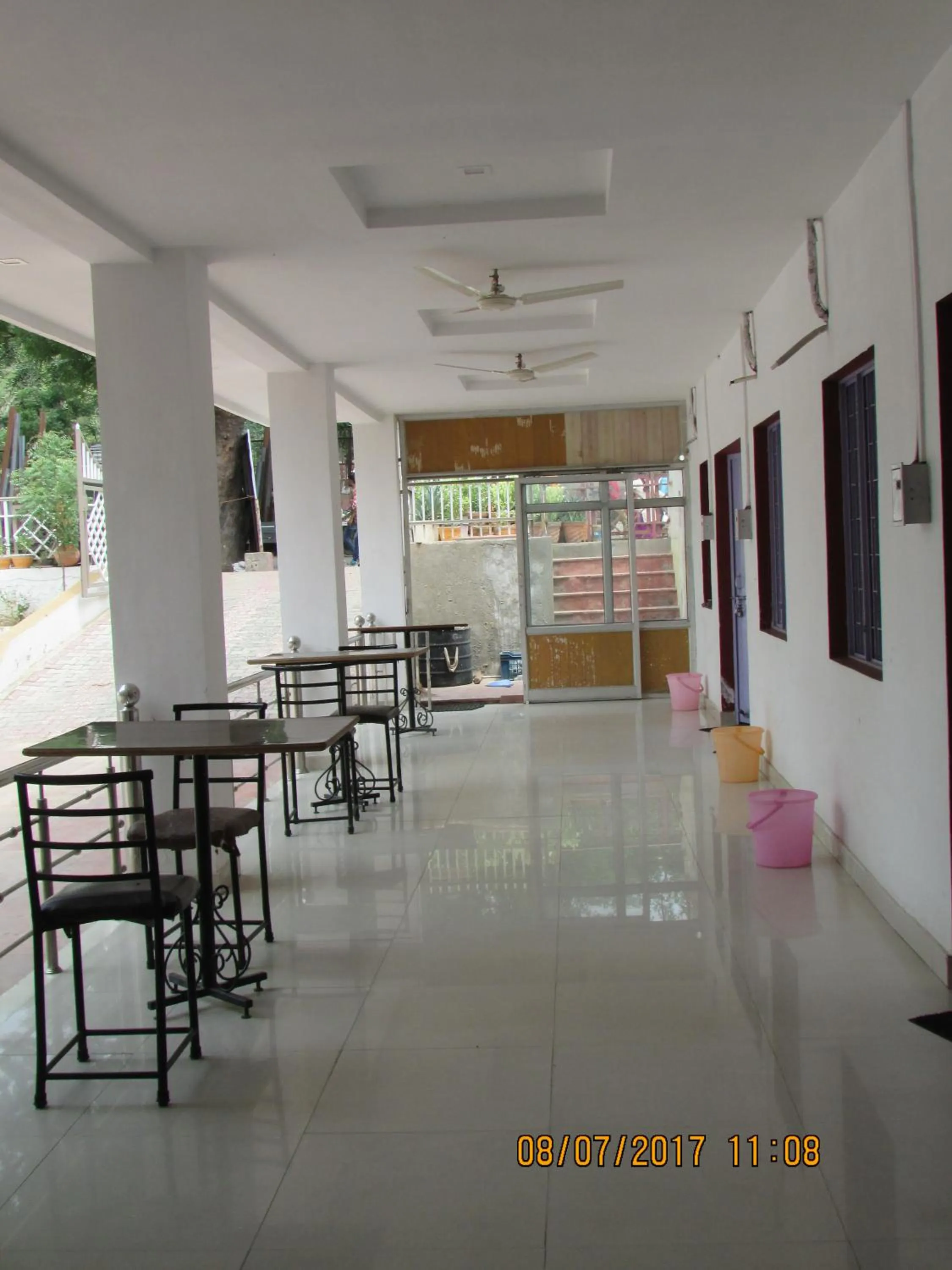 Communal lounge/ TV room in Hotel Vrindavan