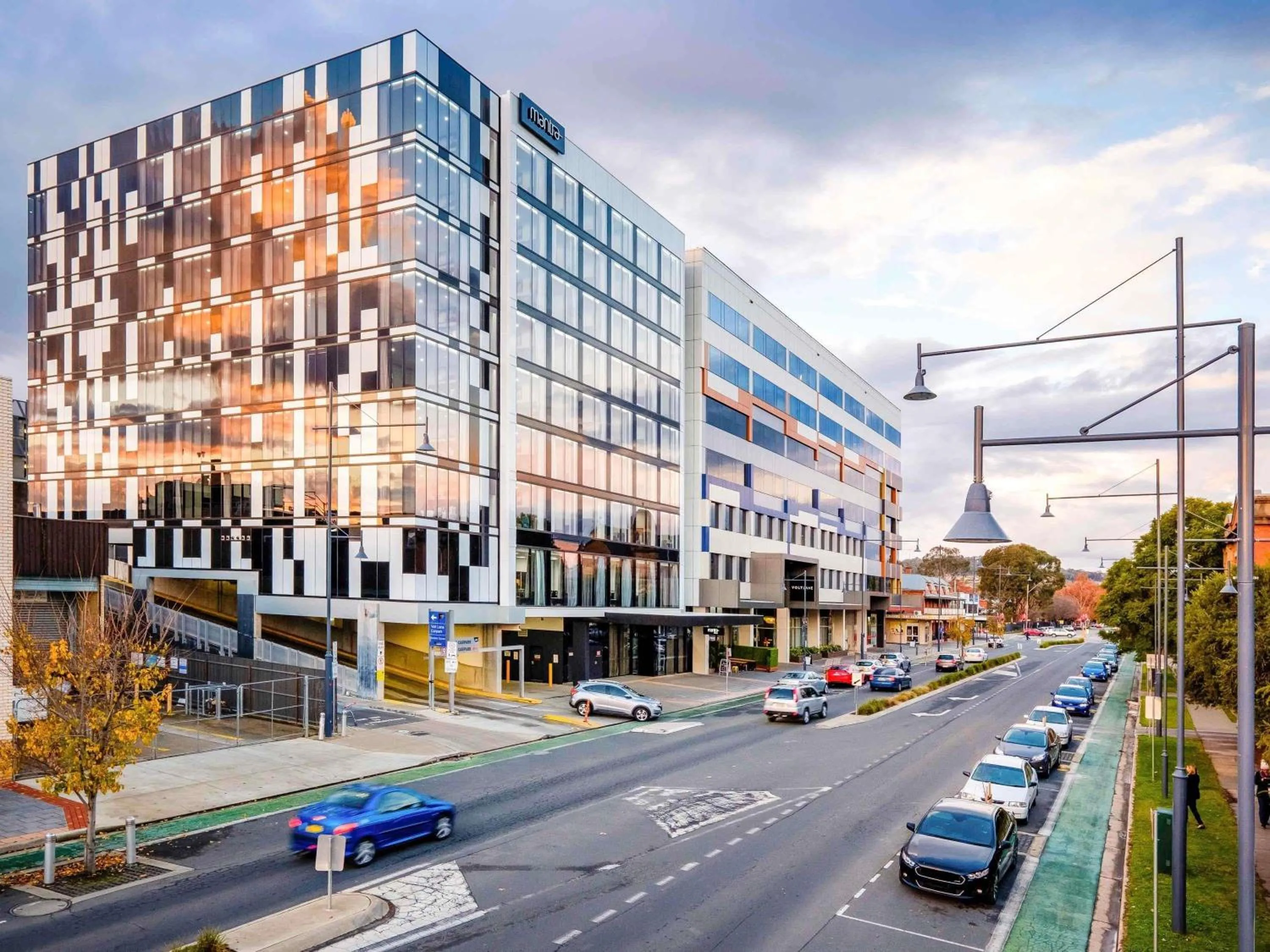 Property building in Mantra Albury