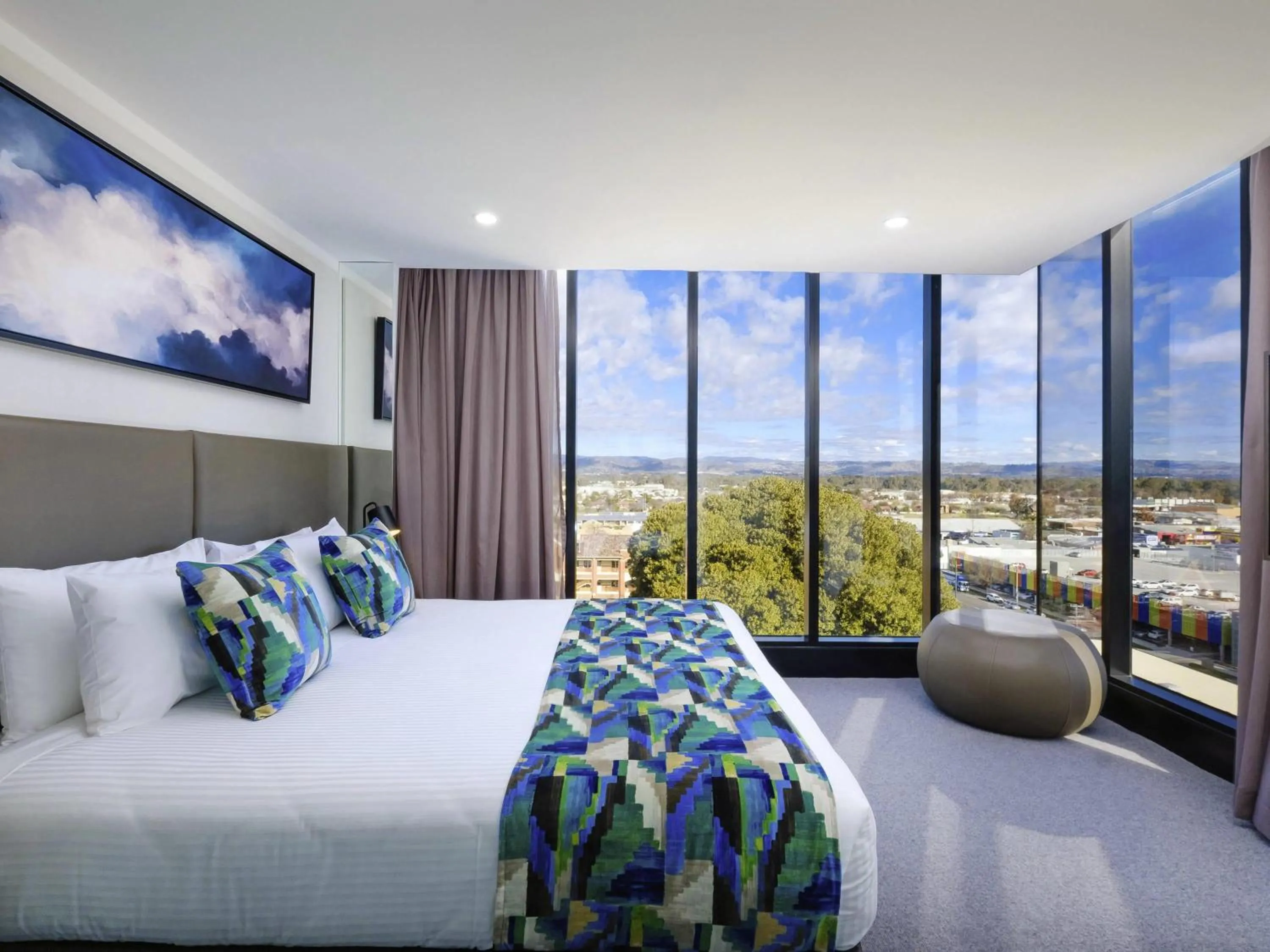 Bedroom, Bed in Mantra Albury