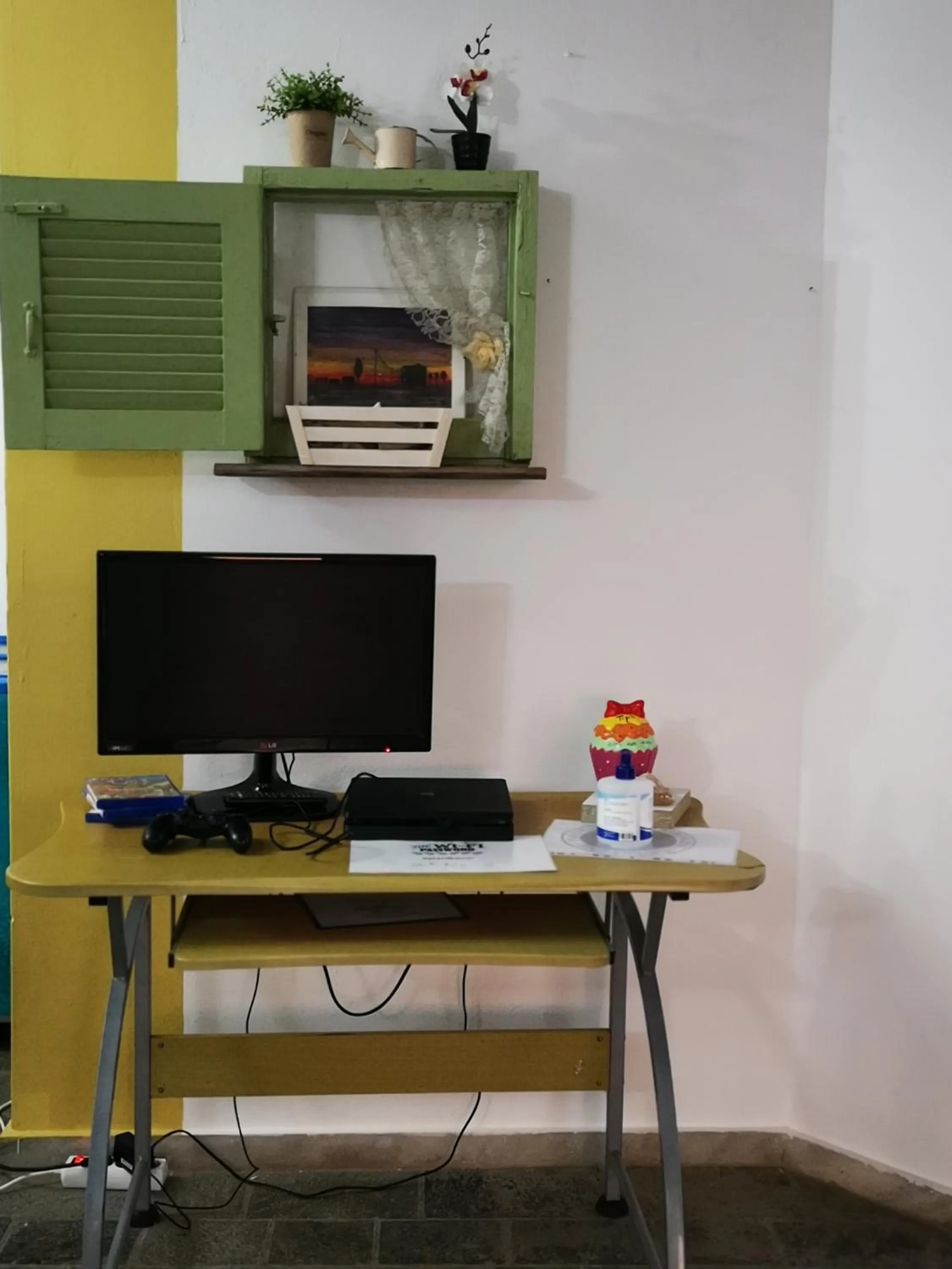 TV and multimedia in Ilios and Irene