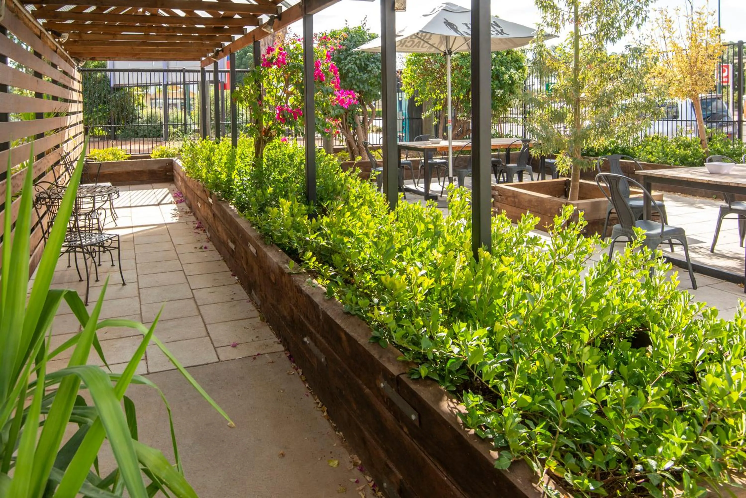 Patio in Longreach Most Central Motel