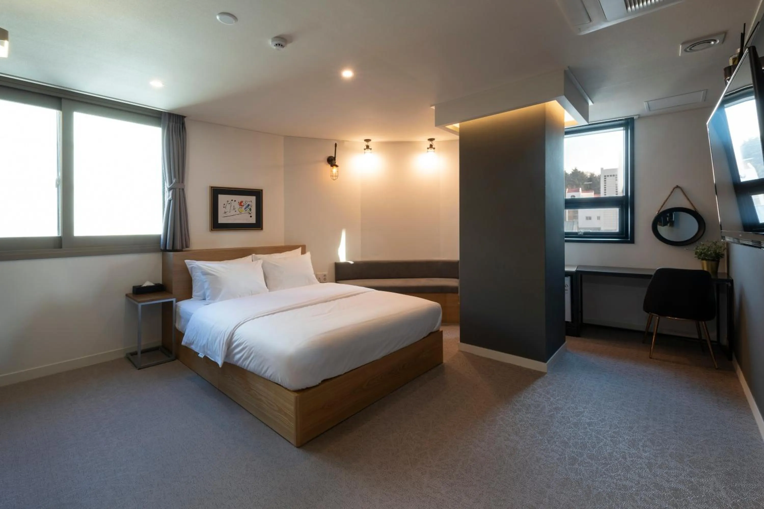 Bed in No. 25 Signature Hotel Daecheong