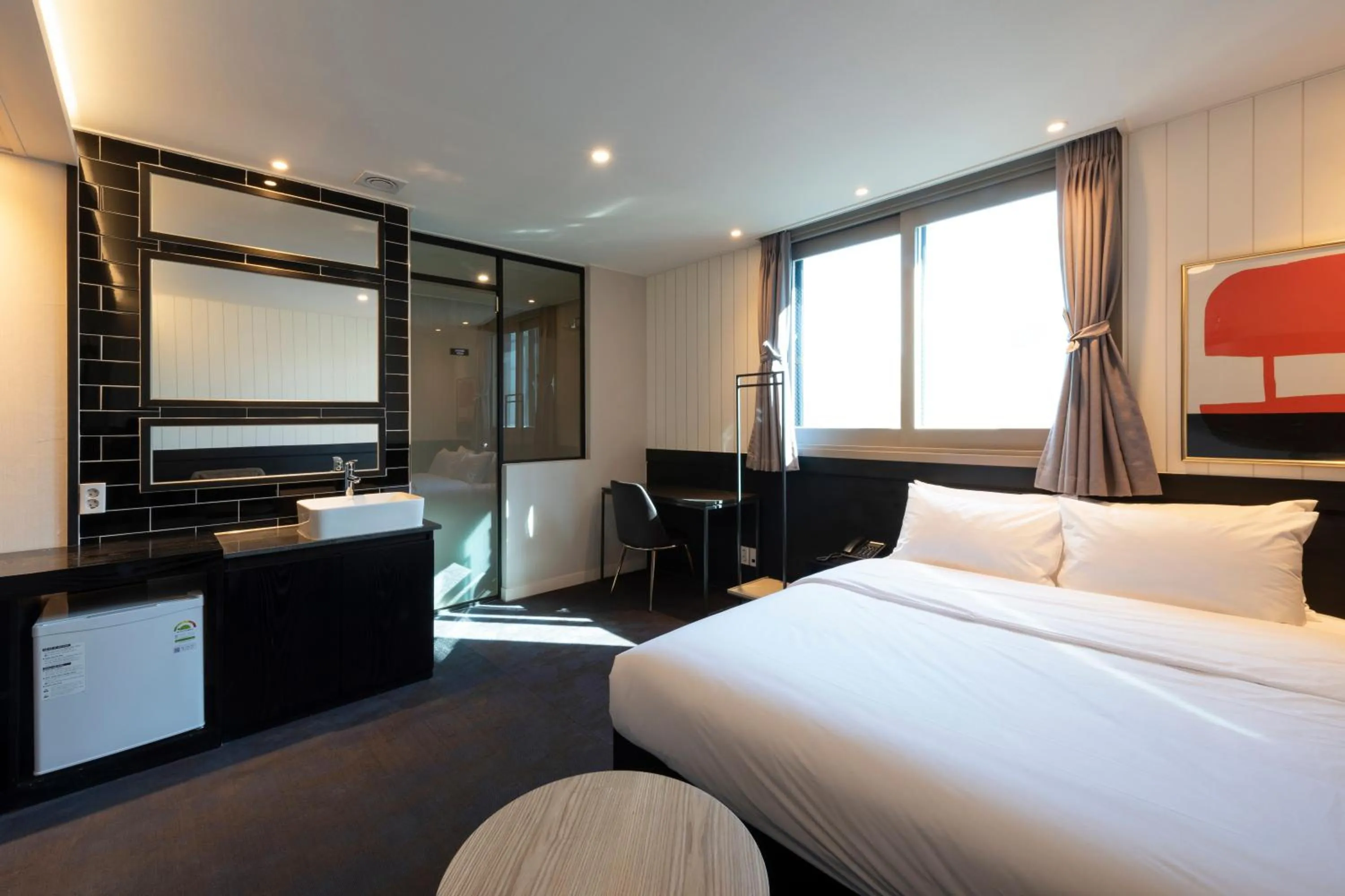 No. 25 Signature Hotel Daecheong