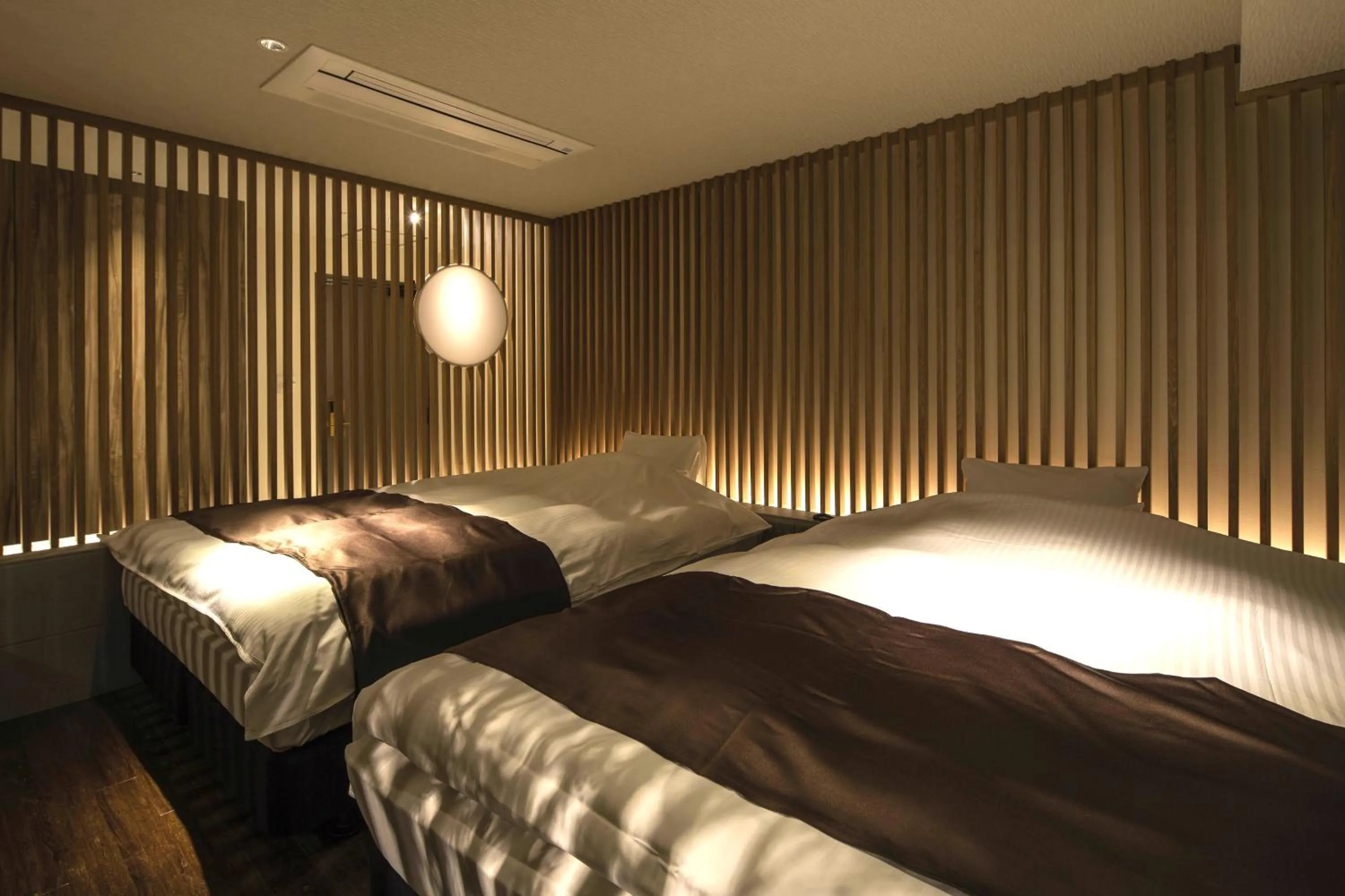 Photo of the whole room, Bed in Hotel THE Grandee Shinsaibashi Namba