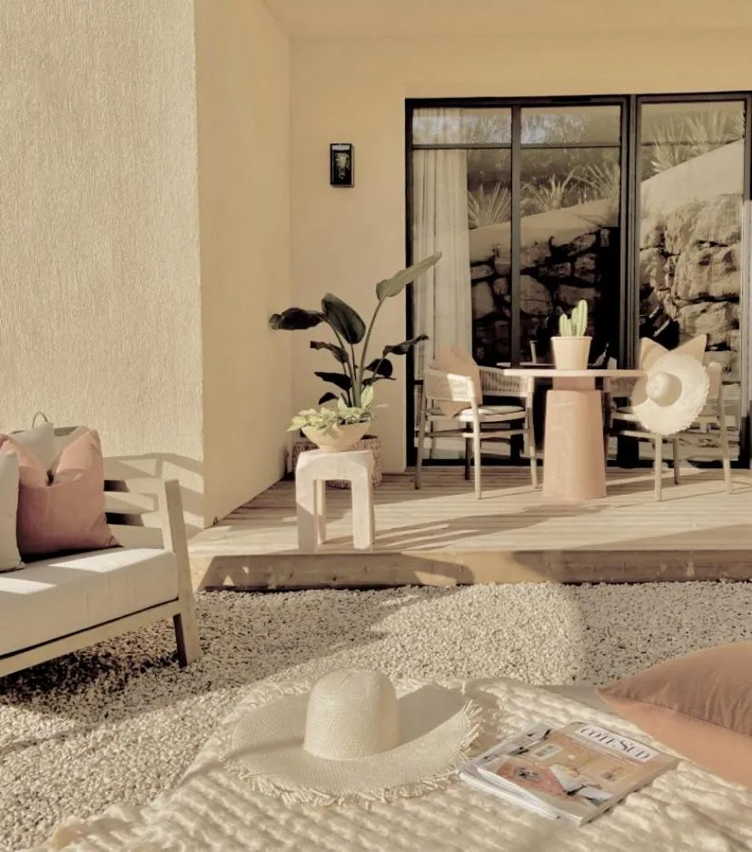 Day in Toile Blanche