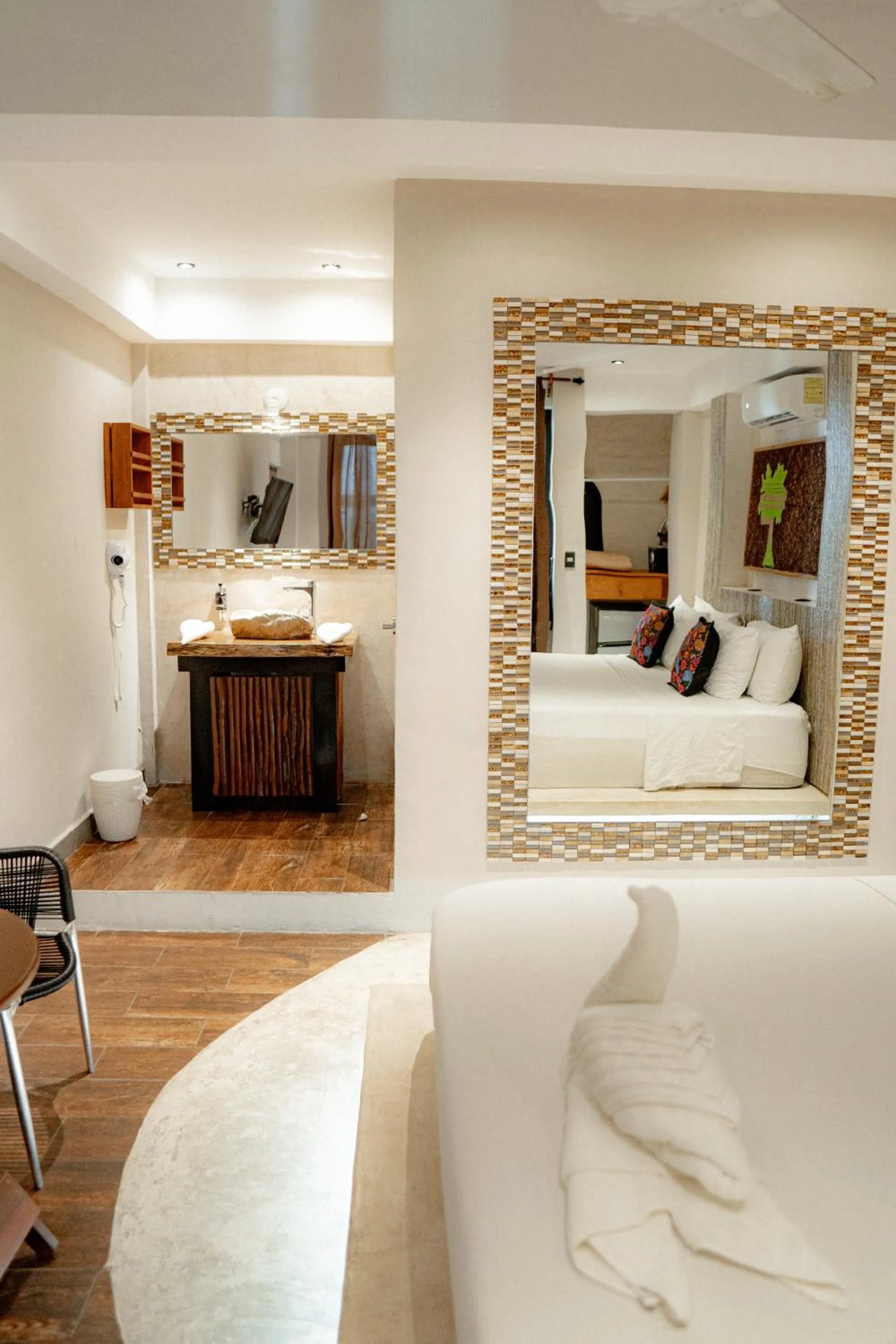 Bathroom, Bed in Bahia Tolok