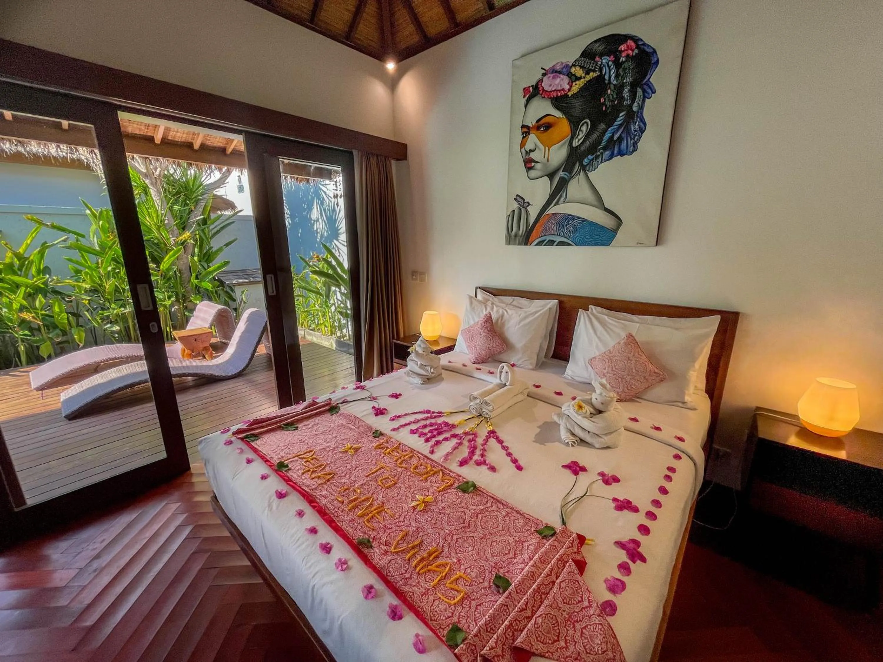 Bed in Pera ONE Villas